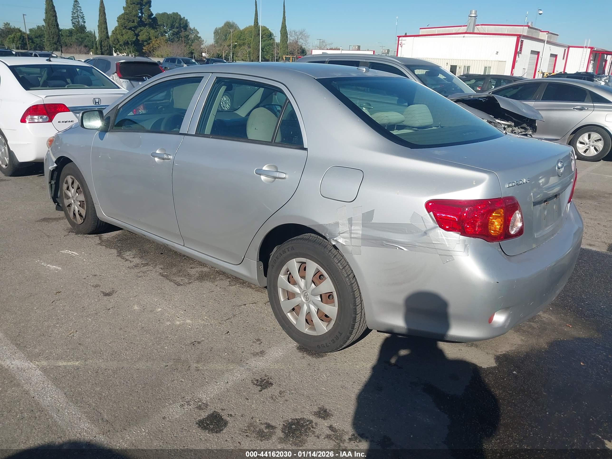 TOYOTA COROLLA image 3