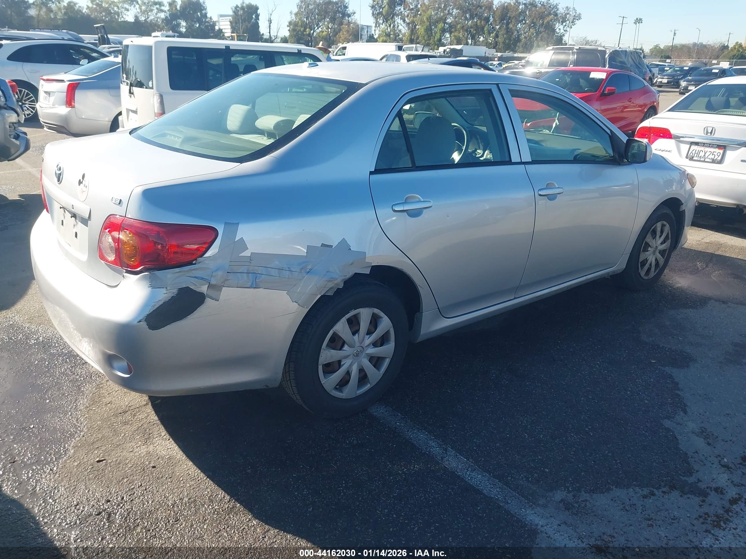 TOYOTA COROLLA image 4