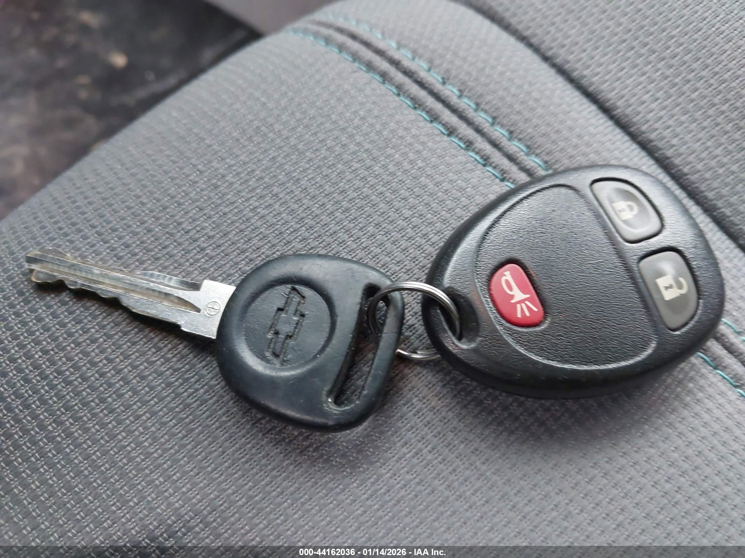CHEVROLET TRAVERSE image 11