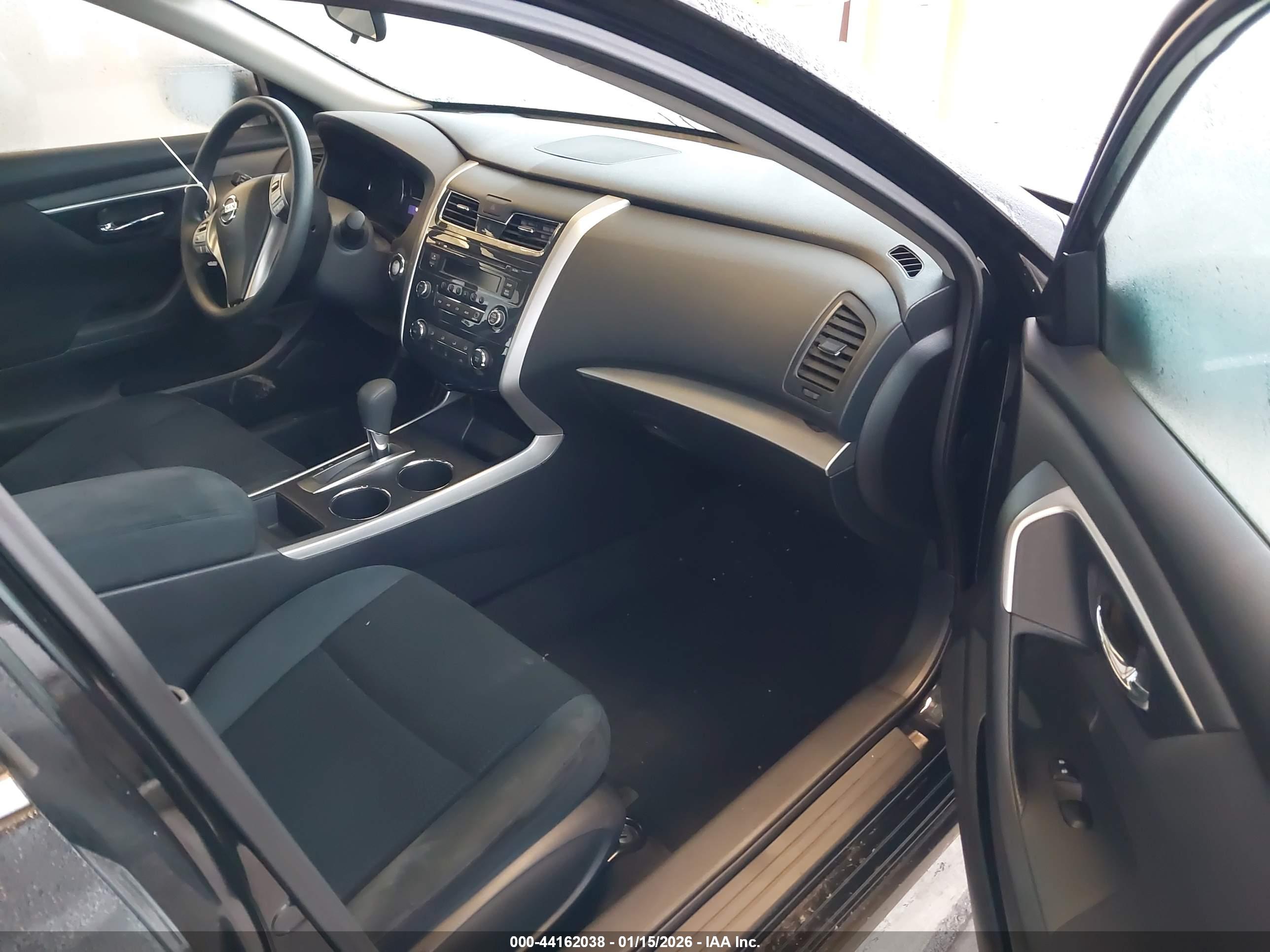 NISSAN ALTIMA image 5