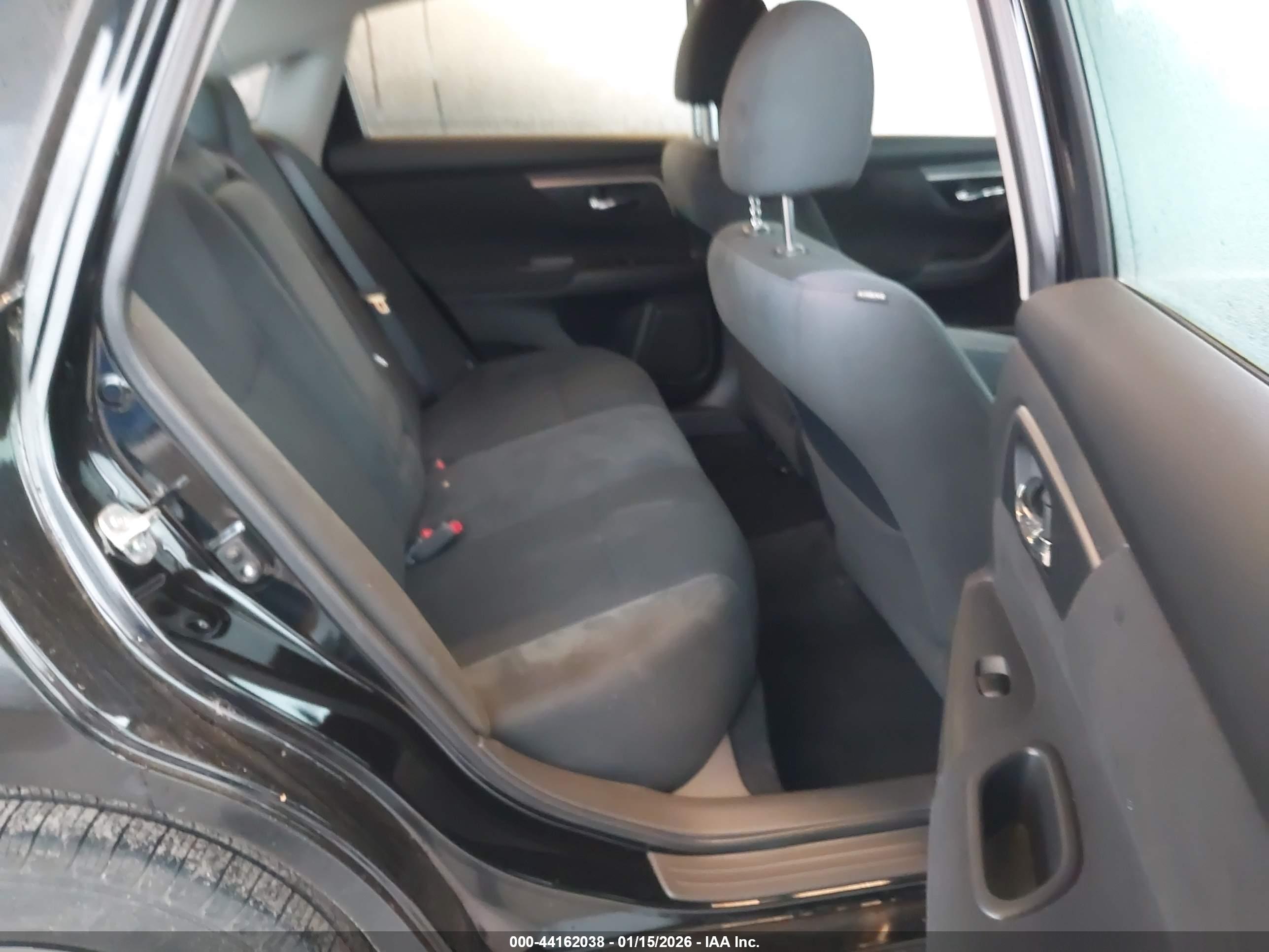 NISSAN ALTIMA image 8