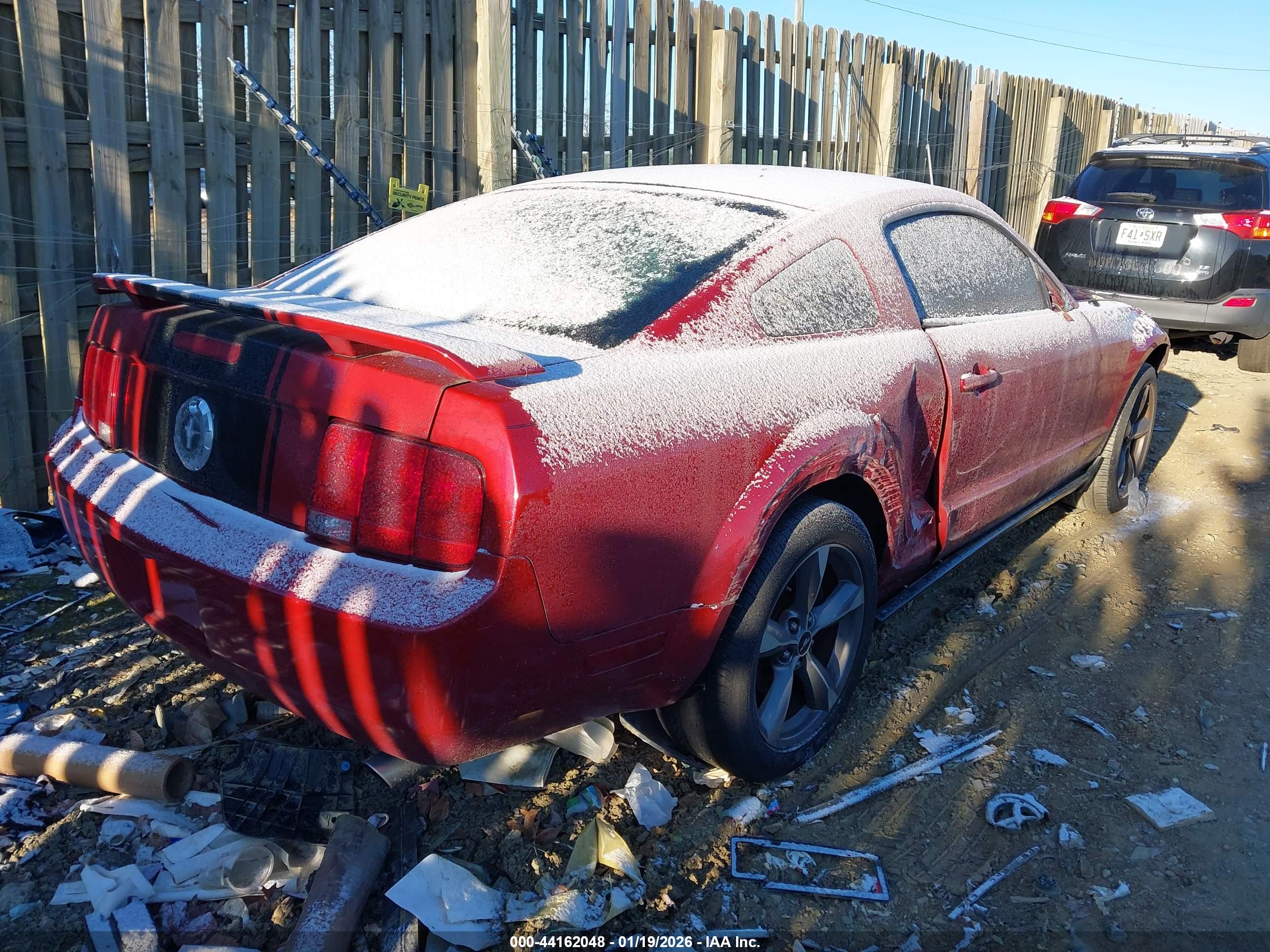 FORD MUSTANG image 4