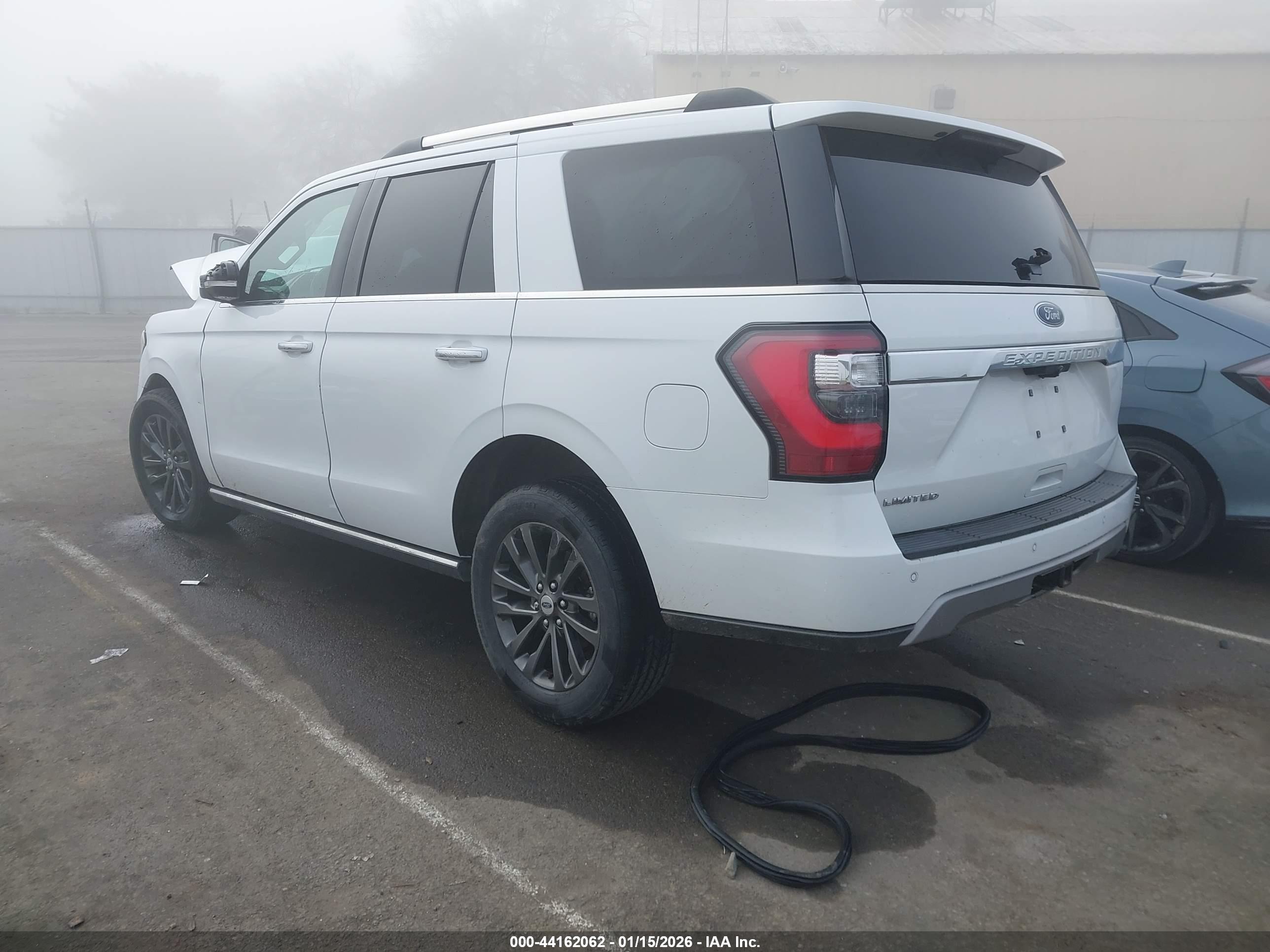FORD EXPEDITION image 3