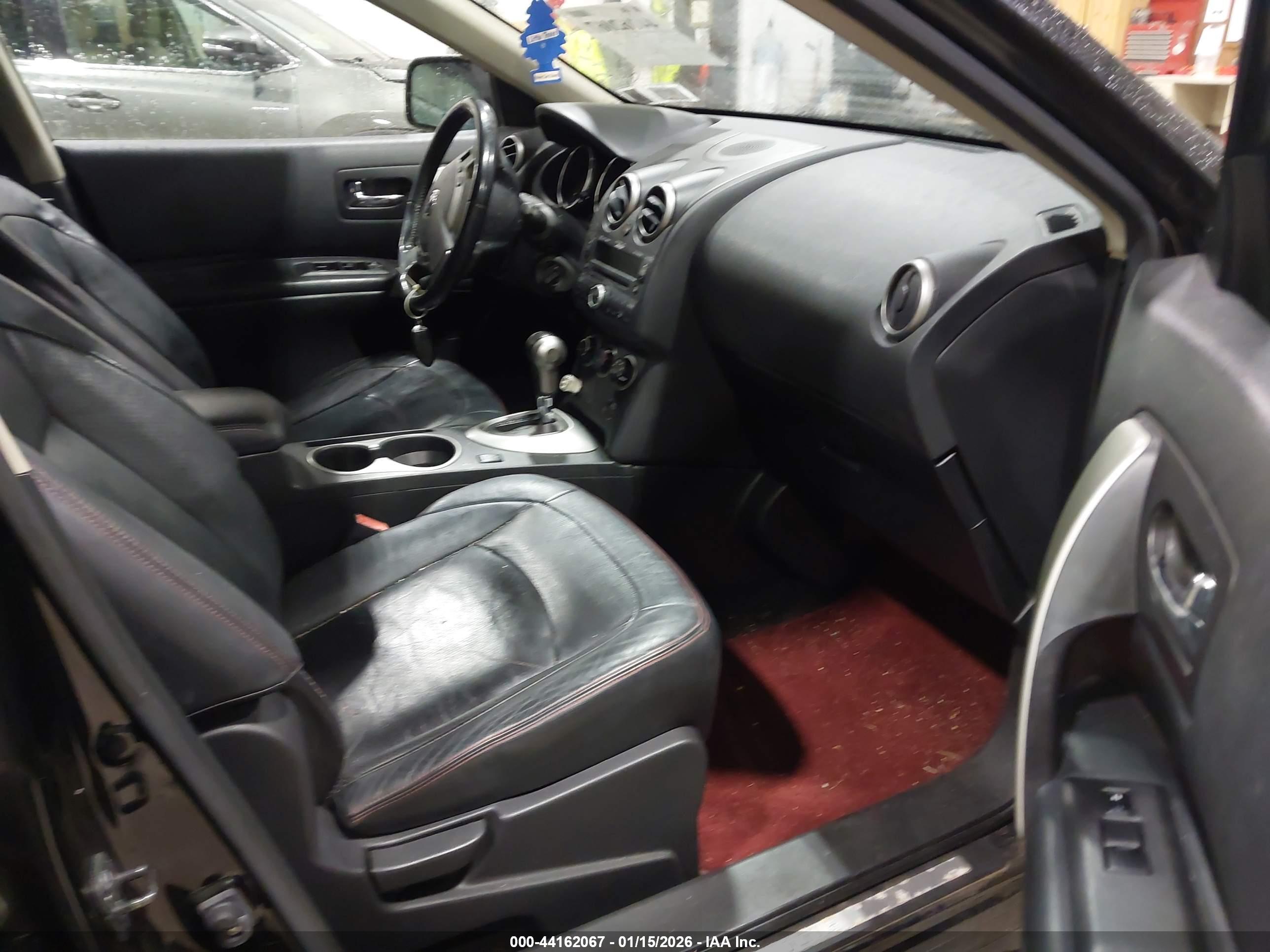 NISSAN ROGUE image 5