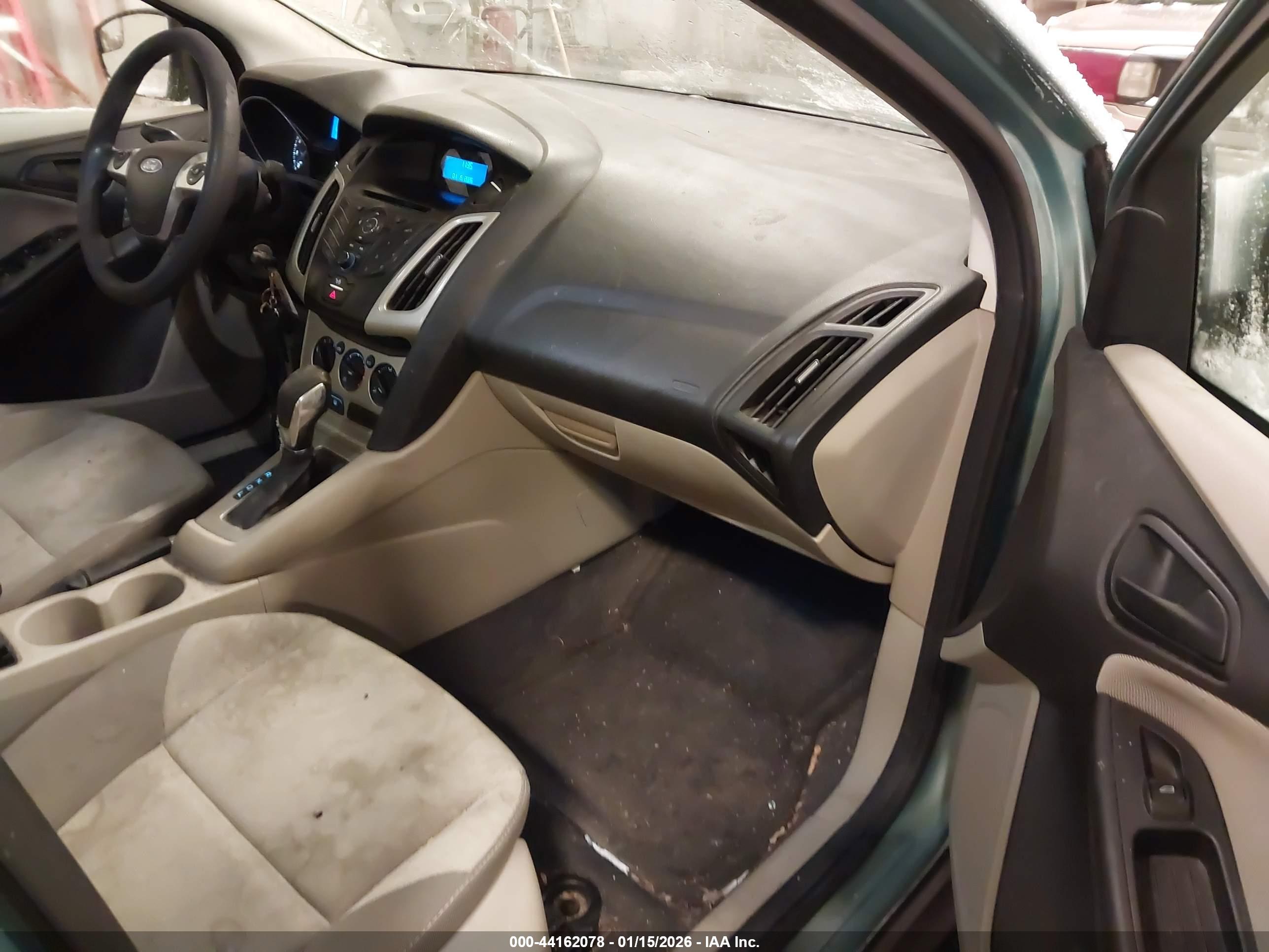 FORD FOCUS image 5