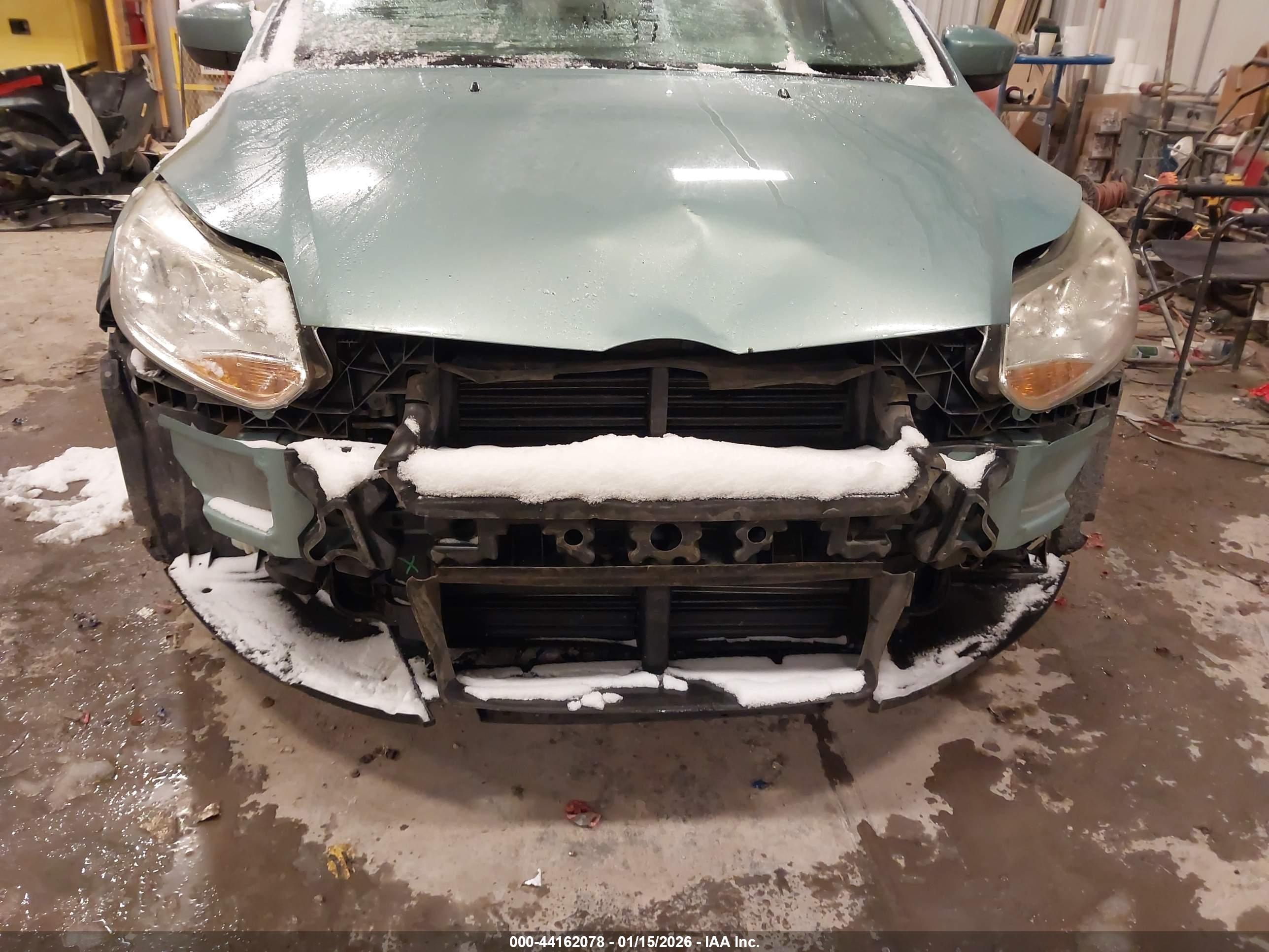 FORD FOCUS image 6