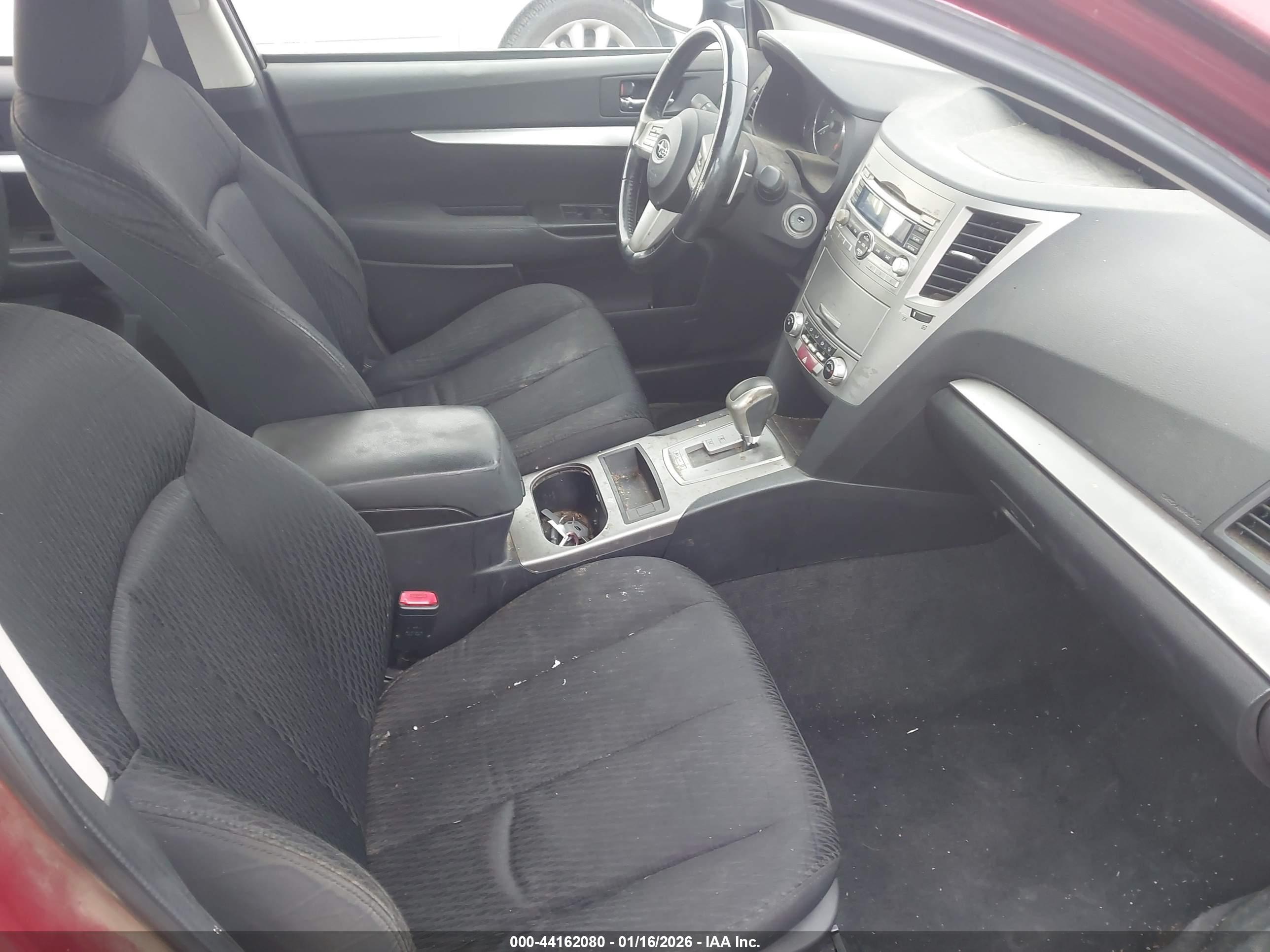 SUBARU LEGACY image 5