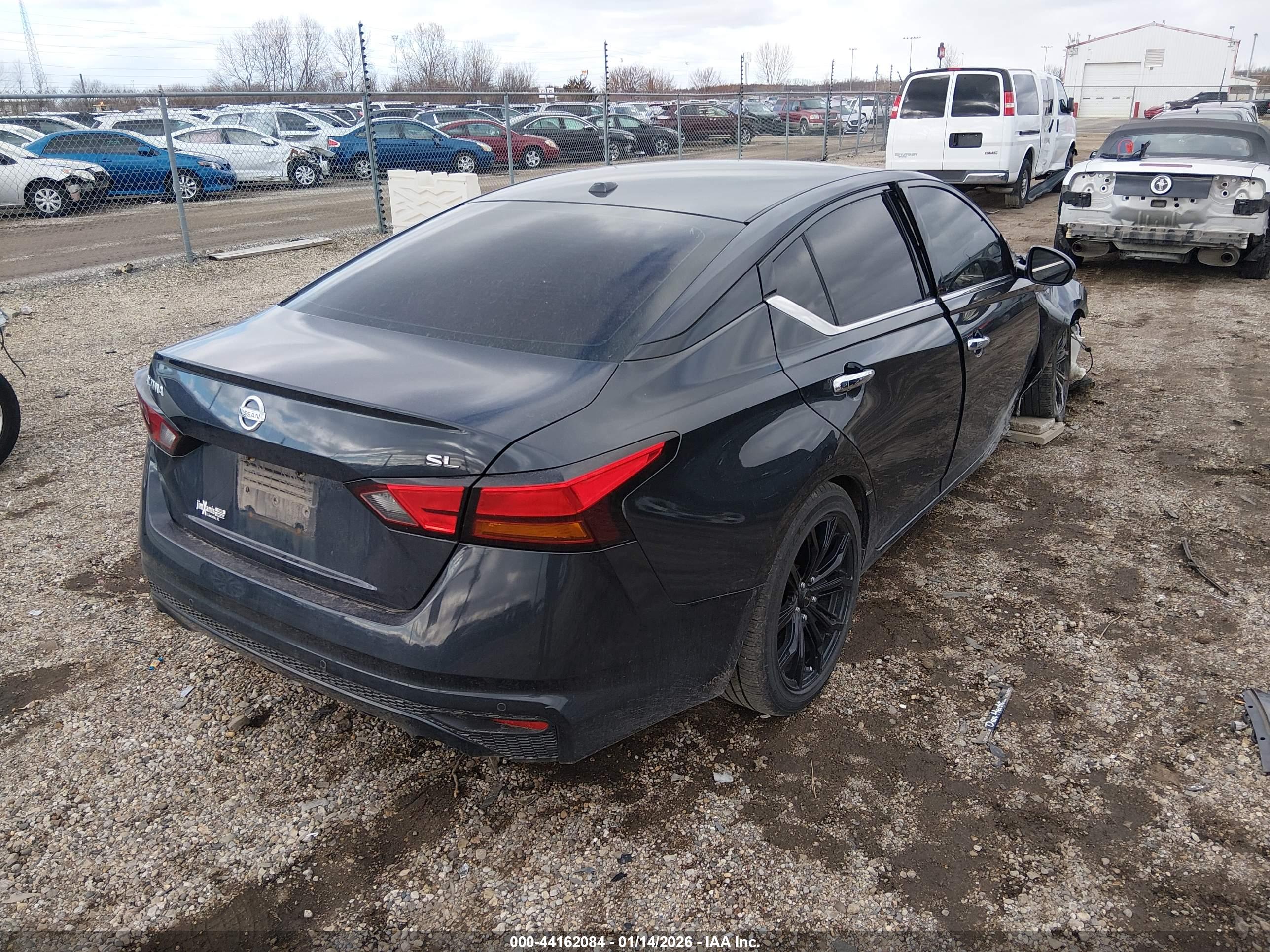 NISSAN ALTIMA image 4