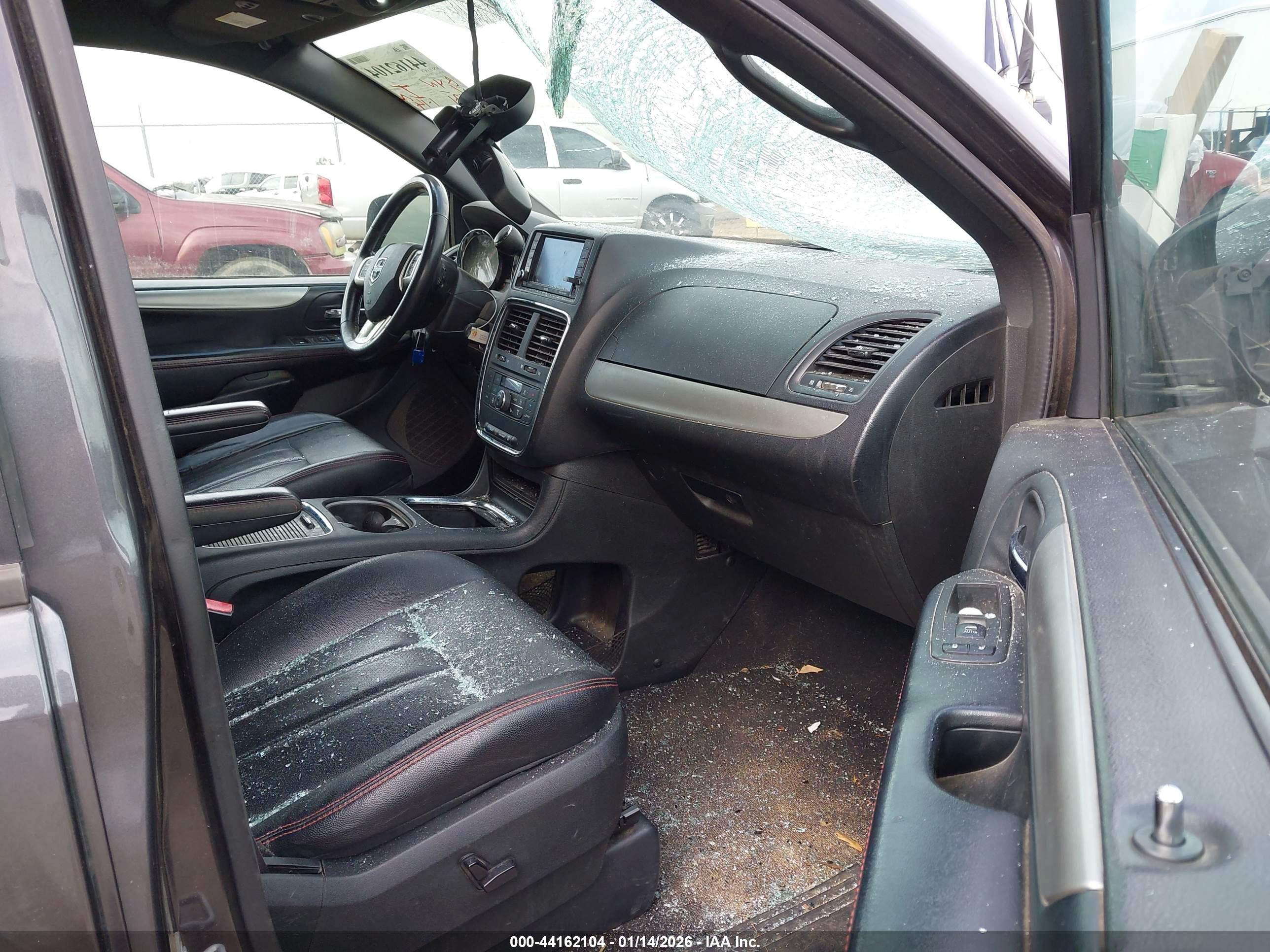 DODGE GRAND image 5