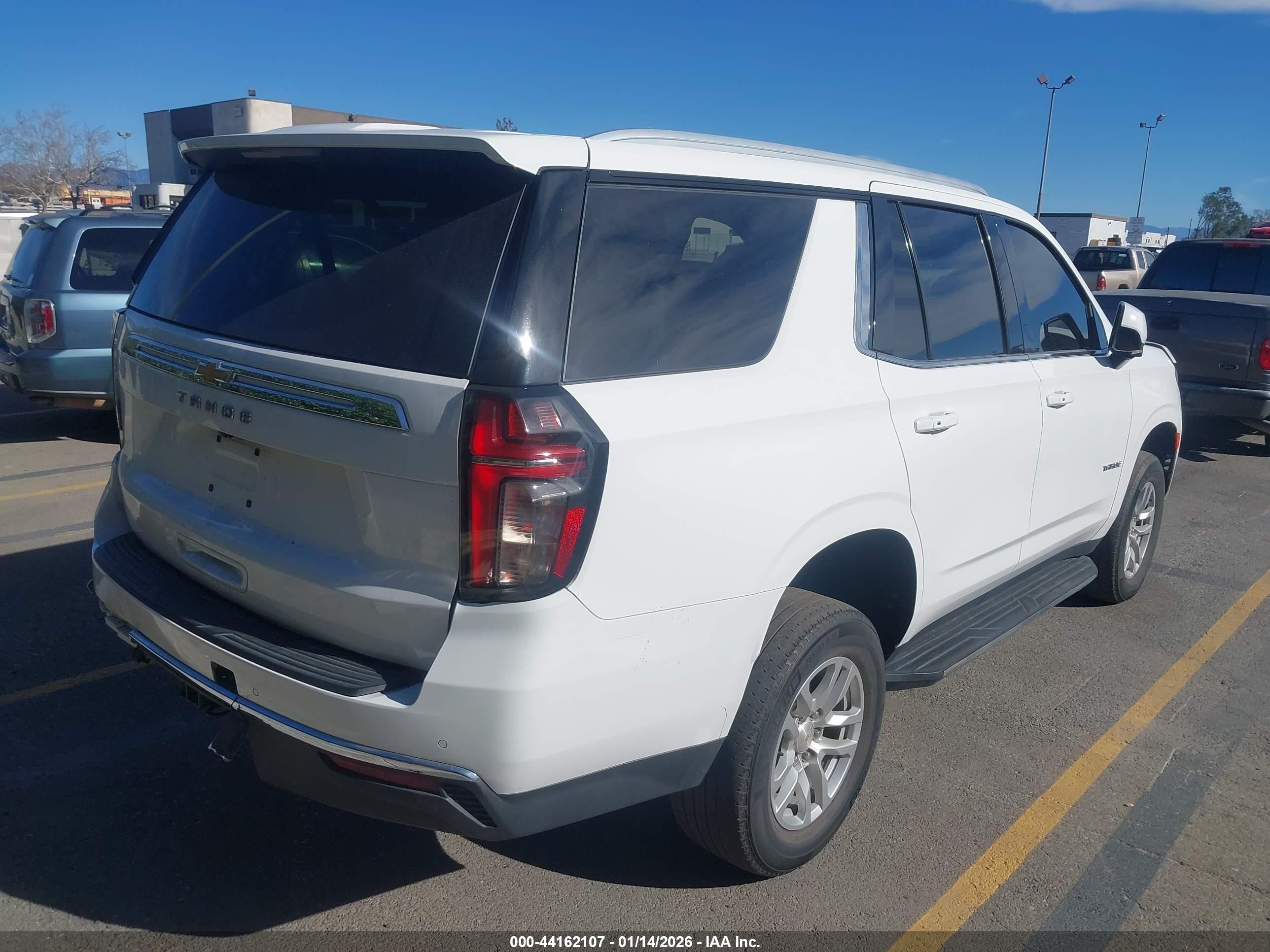 CHEVROLET TAHOE image 4