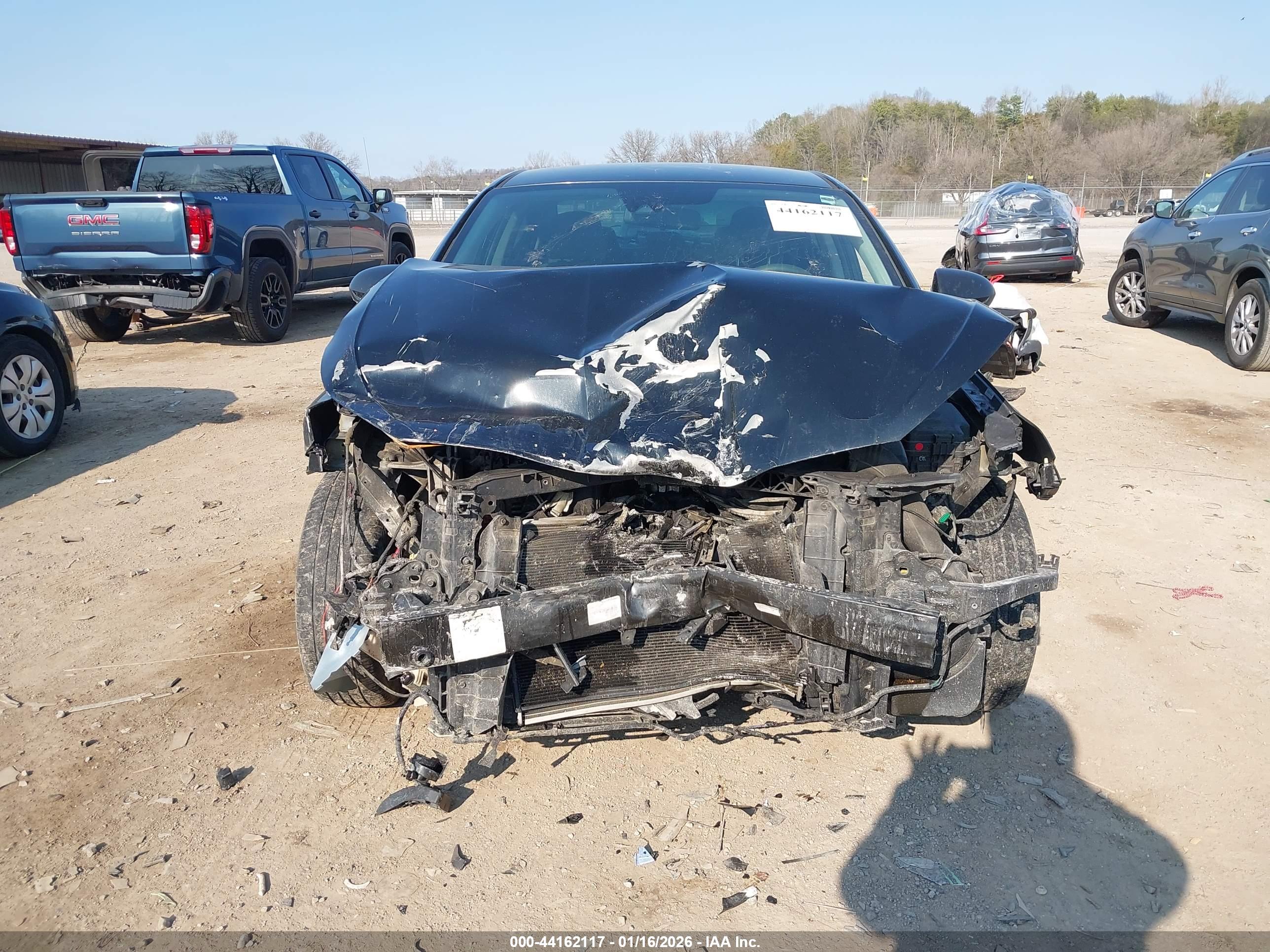 HYUNDAI ELANTRA image 6