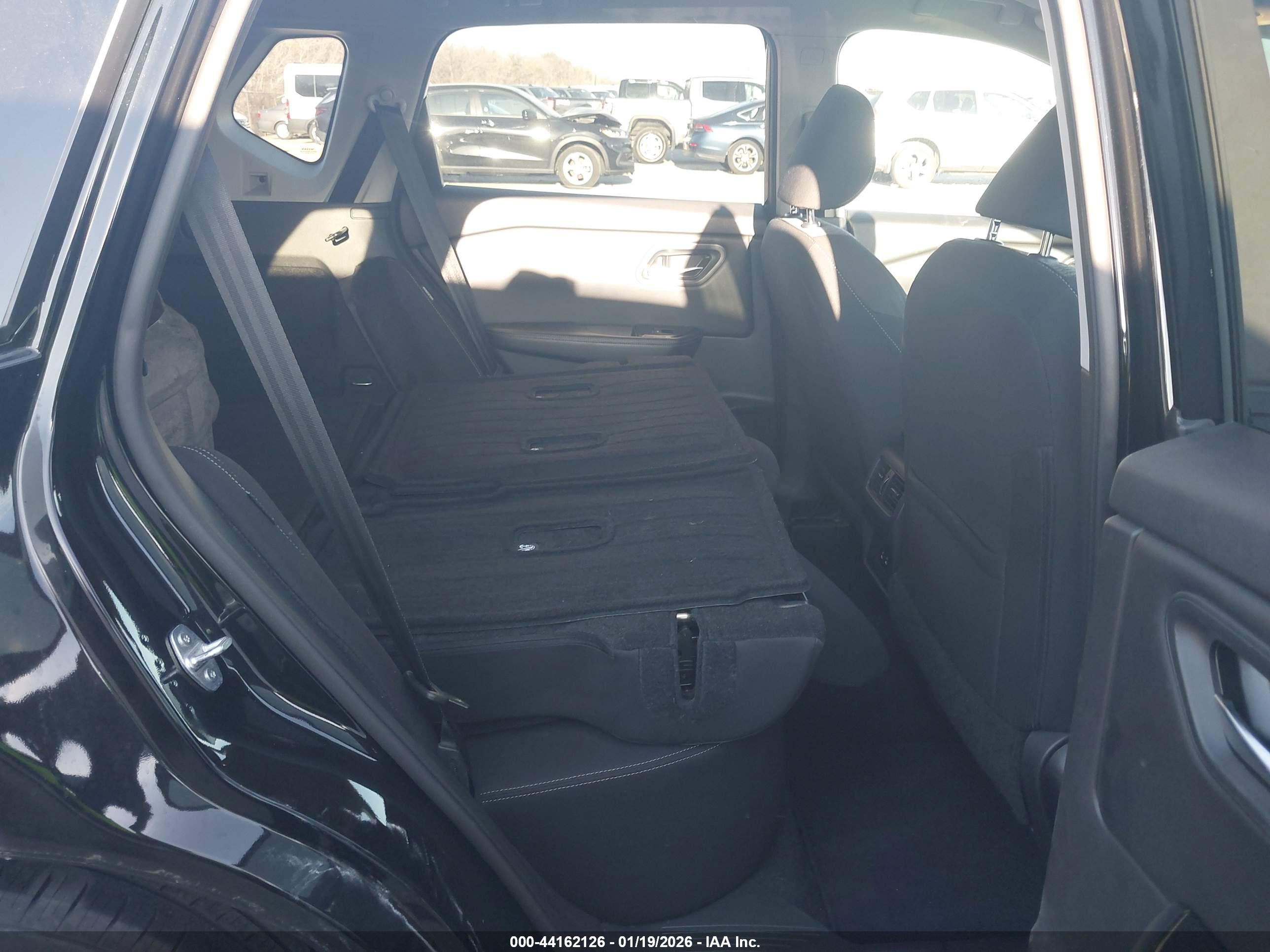 NISSAN ROGUE image 8