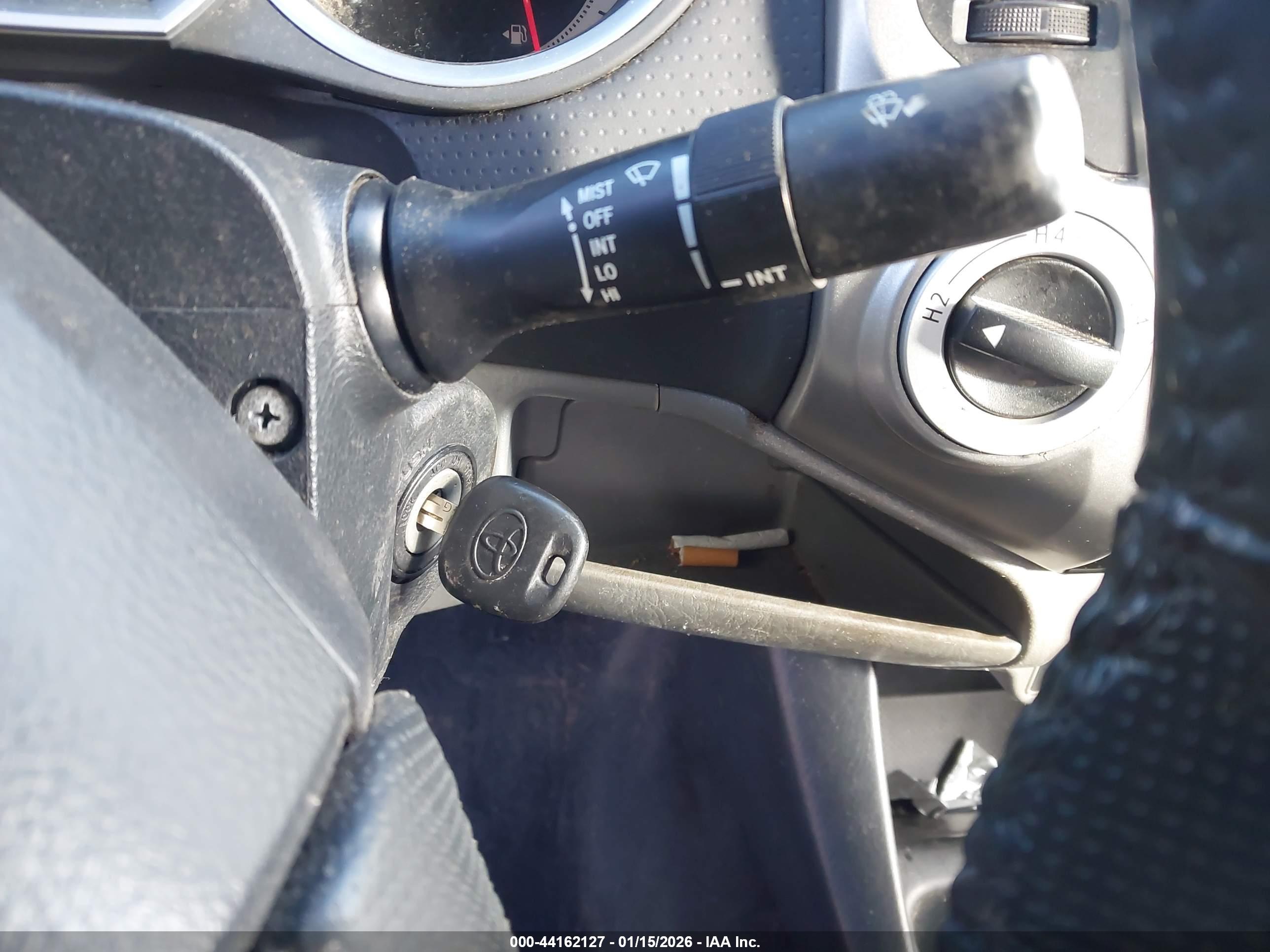 TOYOTA TACOMA image 11