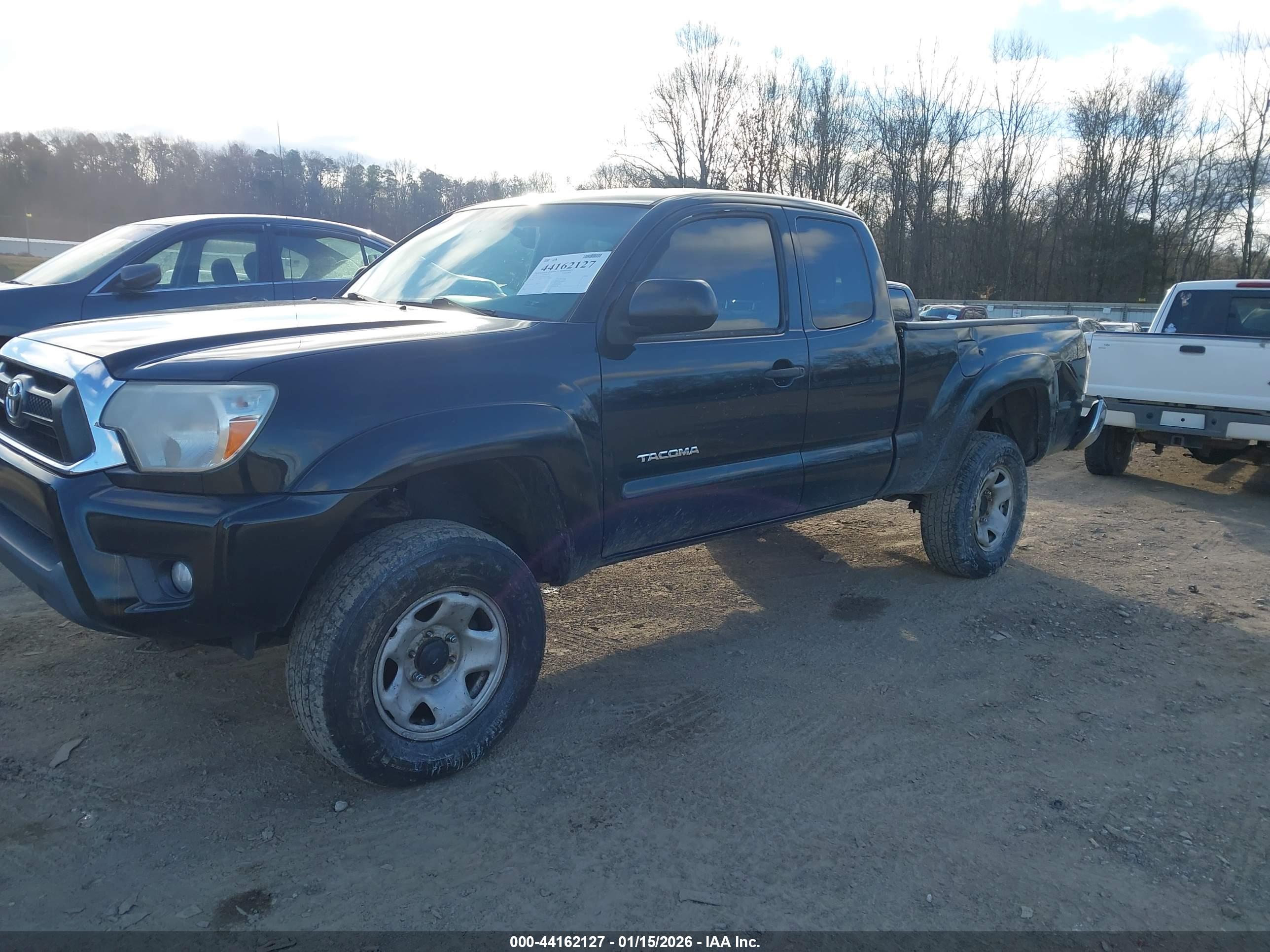 TOYOTA TACOMA image 2