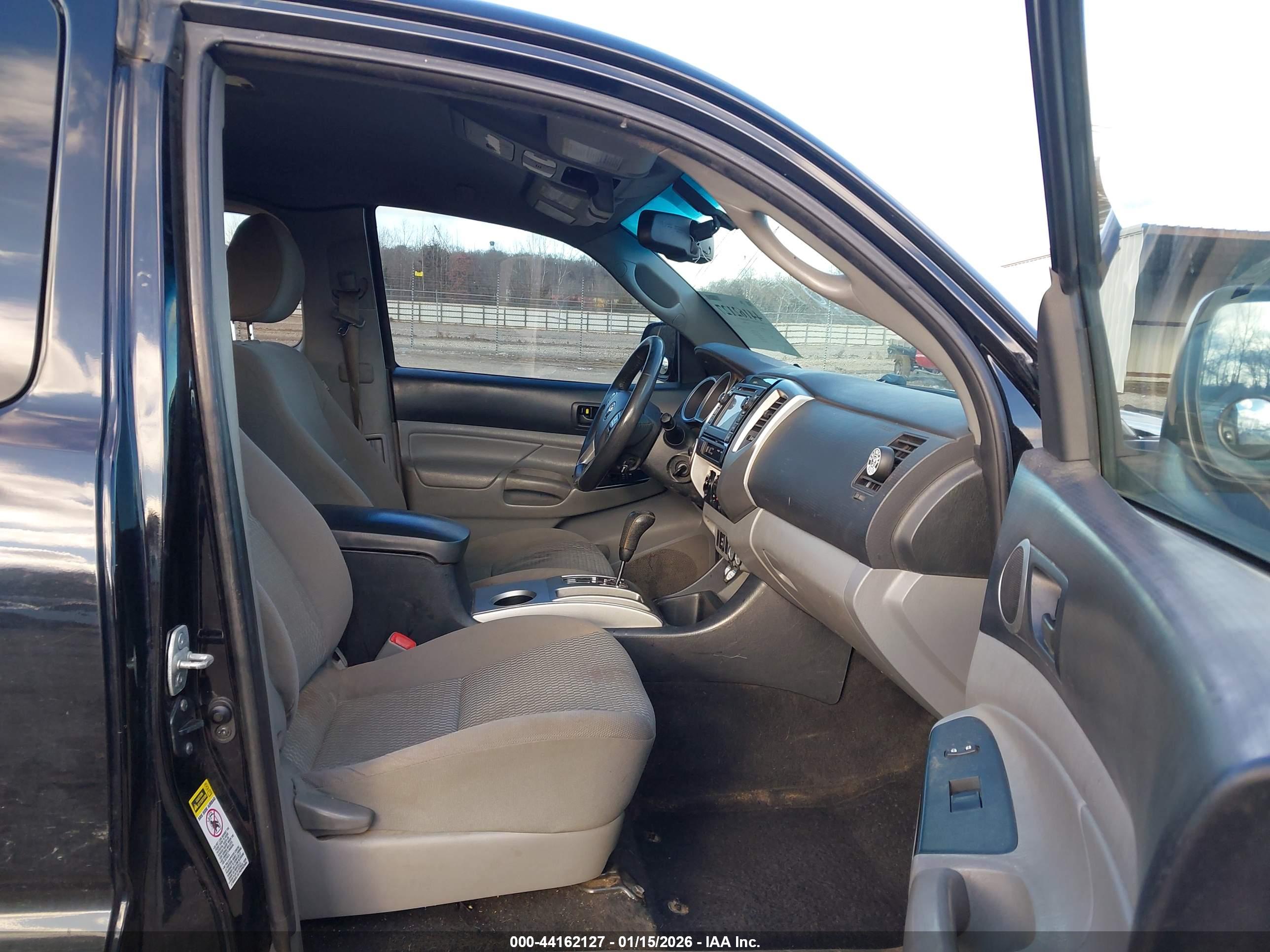 TOYOTA TACOMA image 5