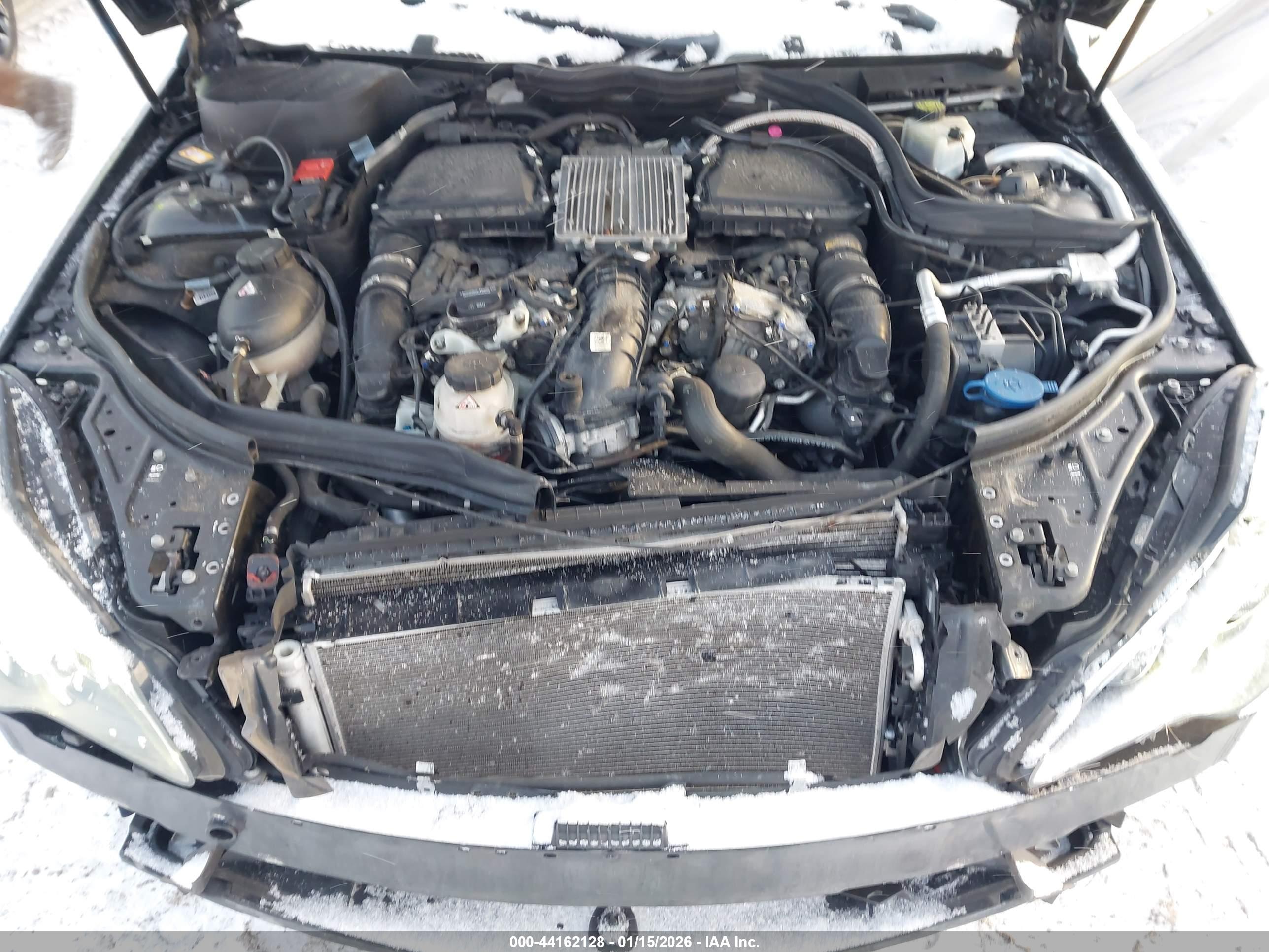 MERCEDES-BENZ E image 10