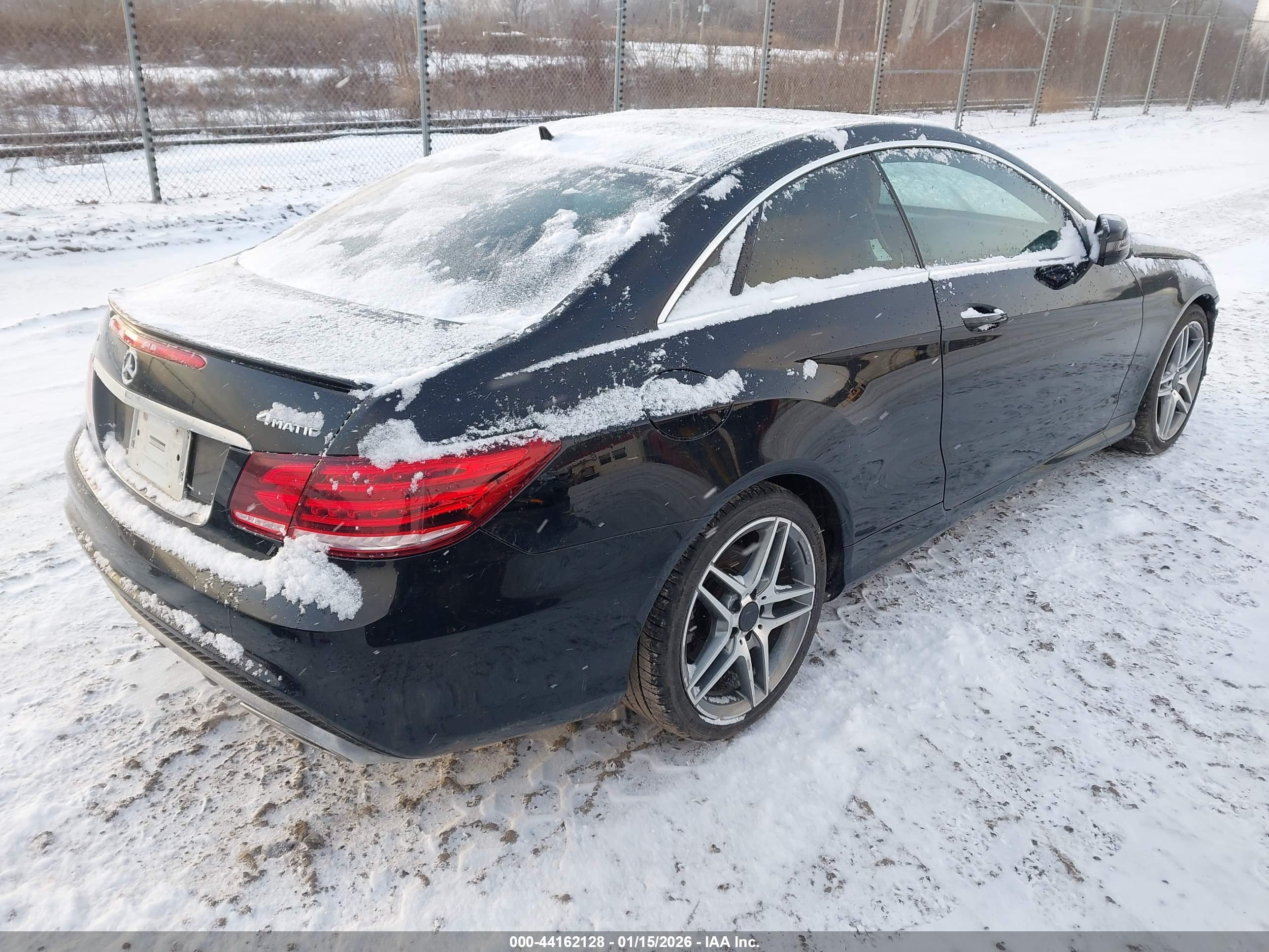 MERCEDES-BENZ E image 4