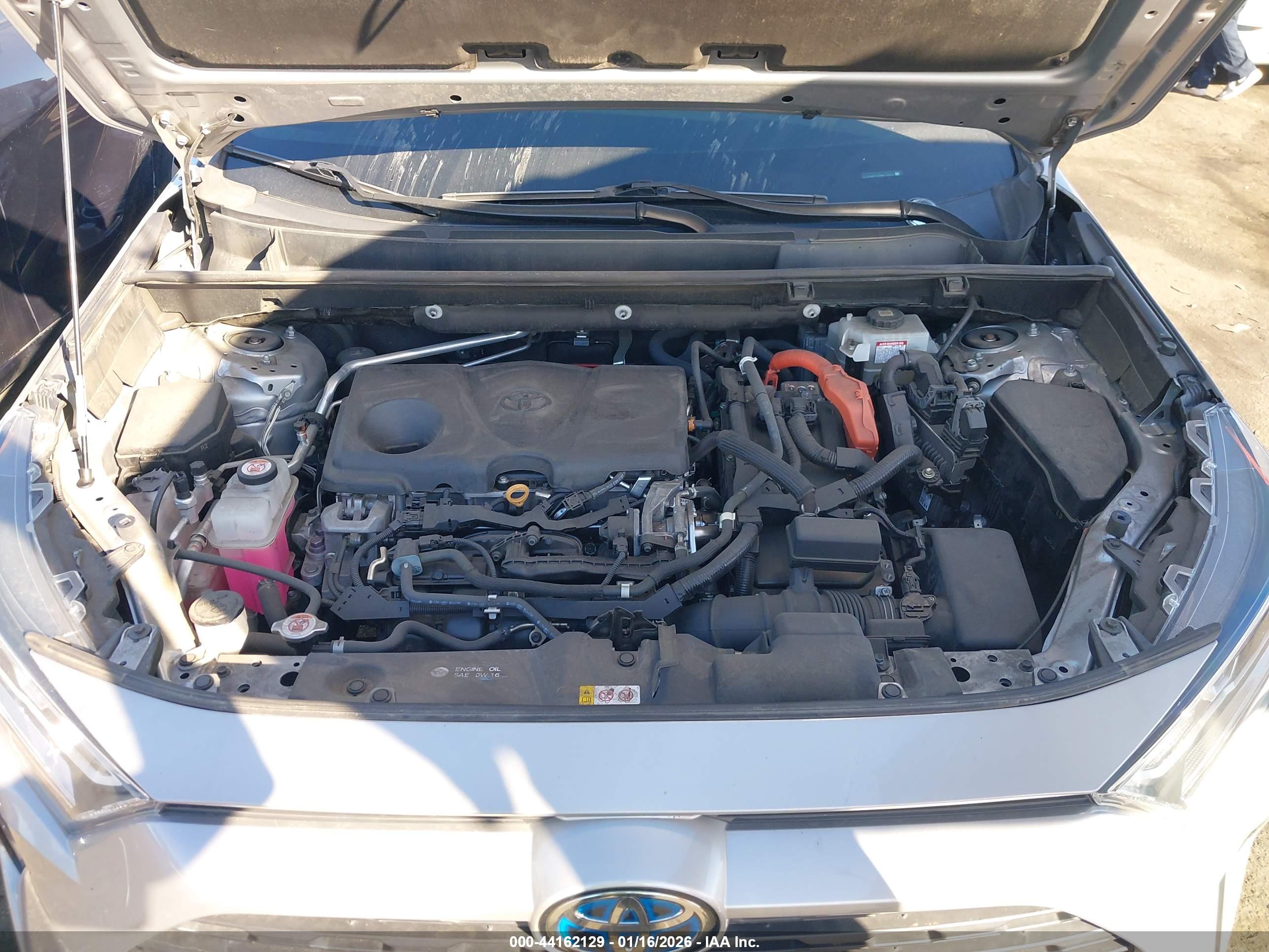 TOYOTA RAV4 image 10