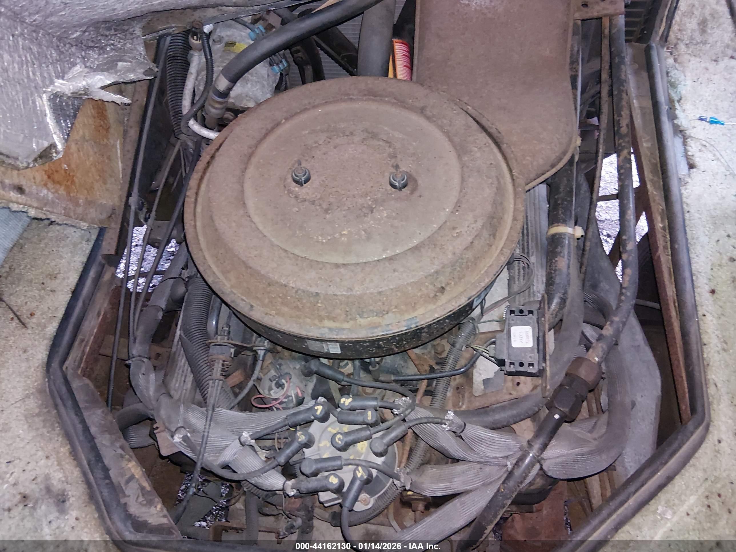 CHEVROLET P30 image 10