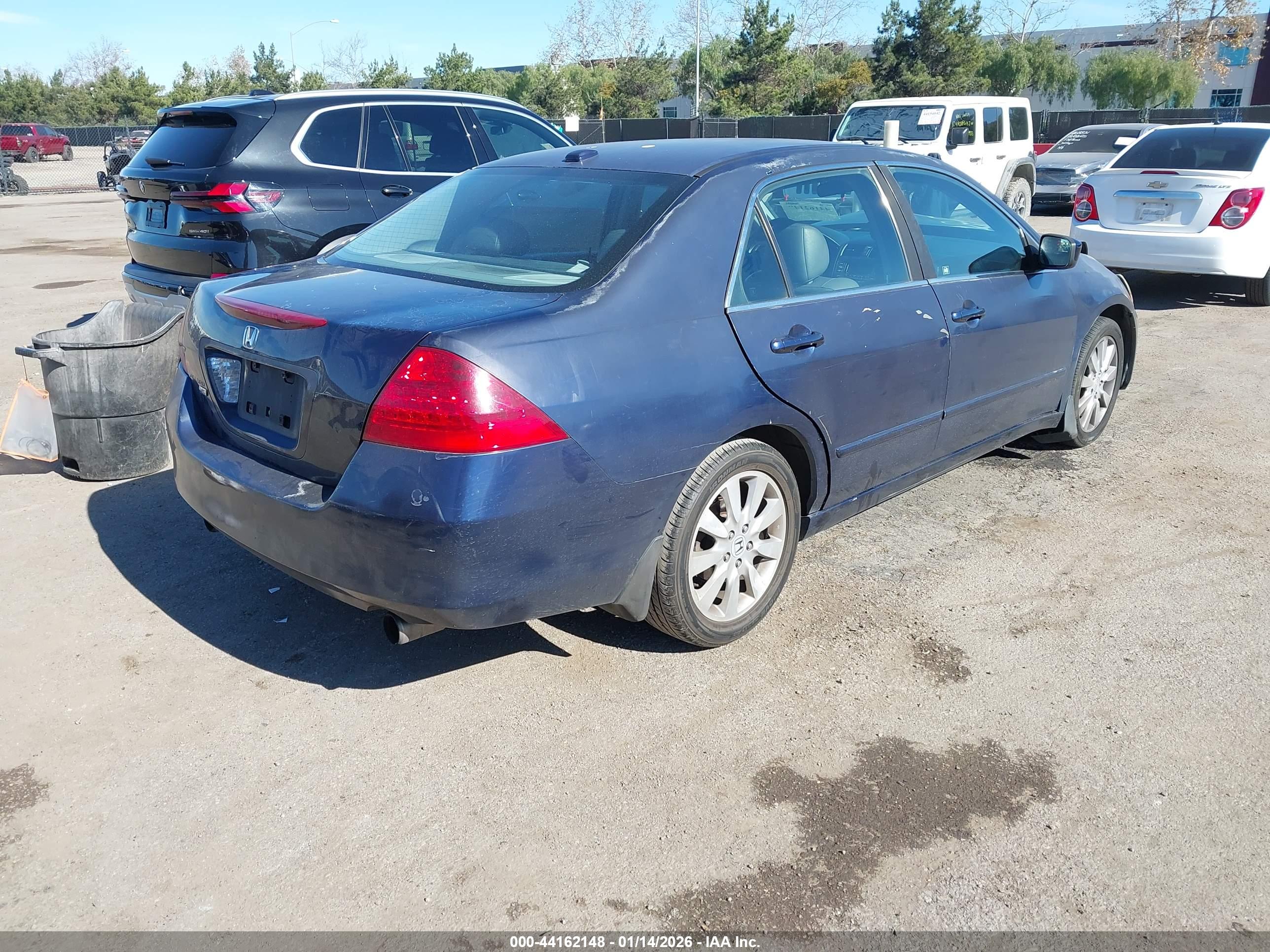 HONDA ACCORD image 4