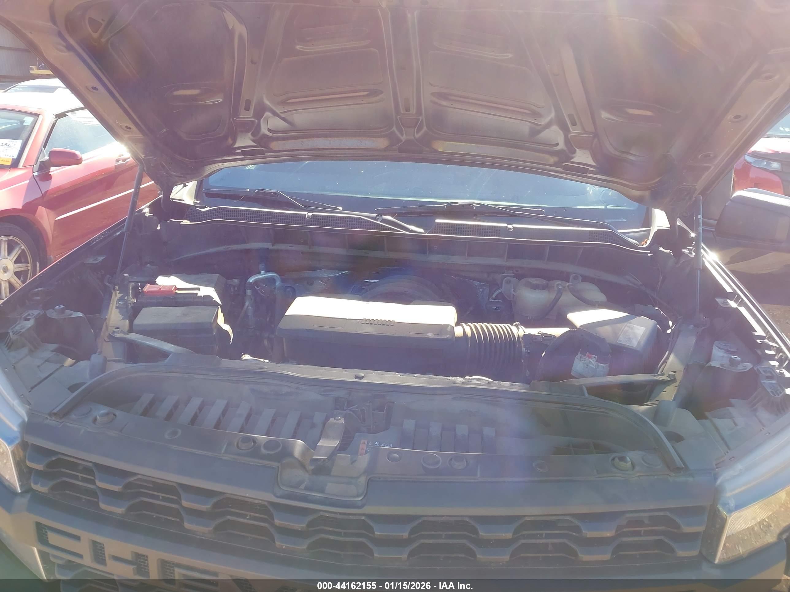 CHEVROLET SILVERADO image 10