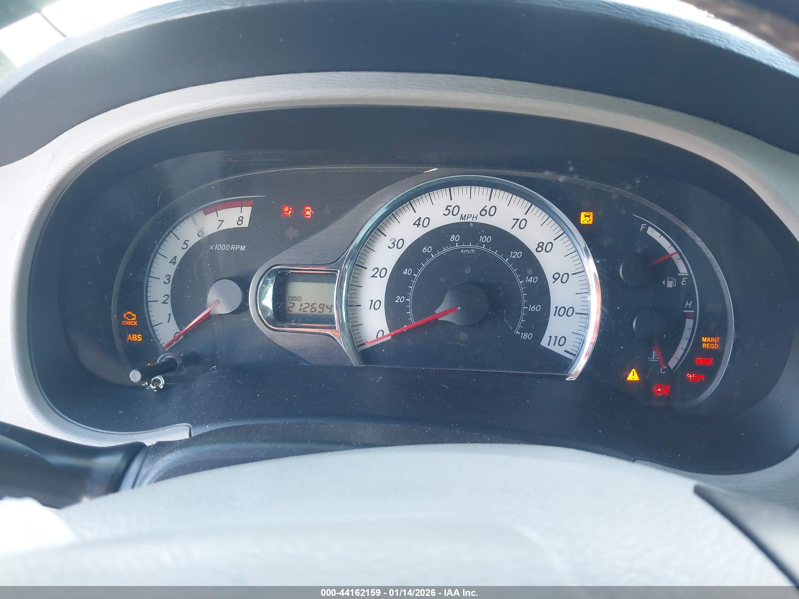 TOYOTA SIENNA image 7