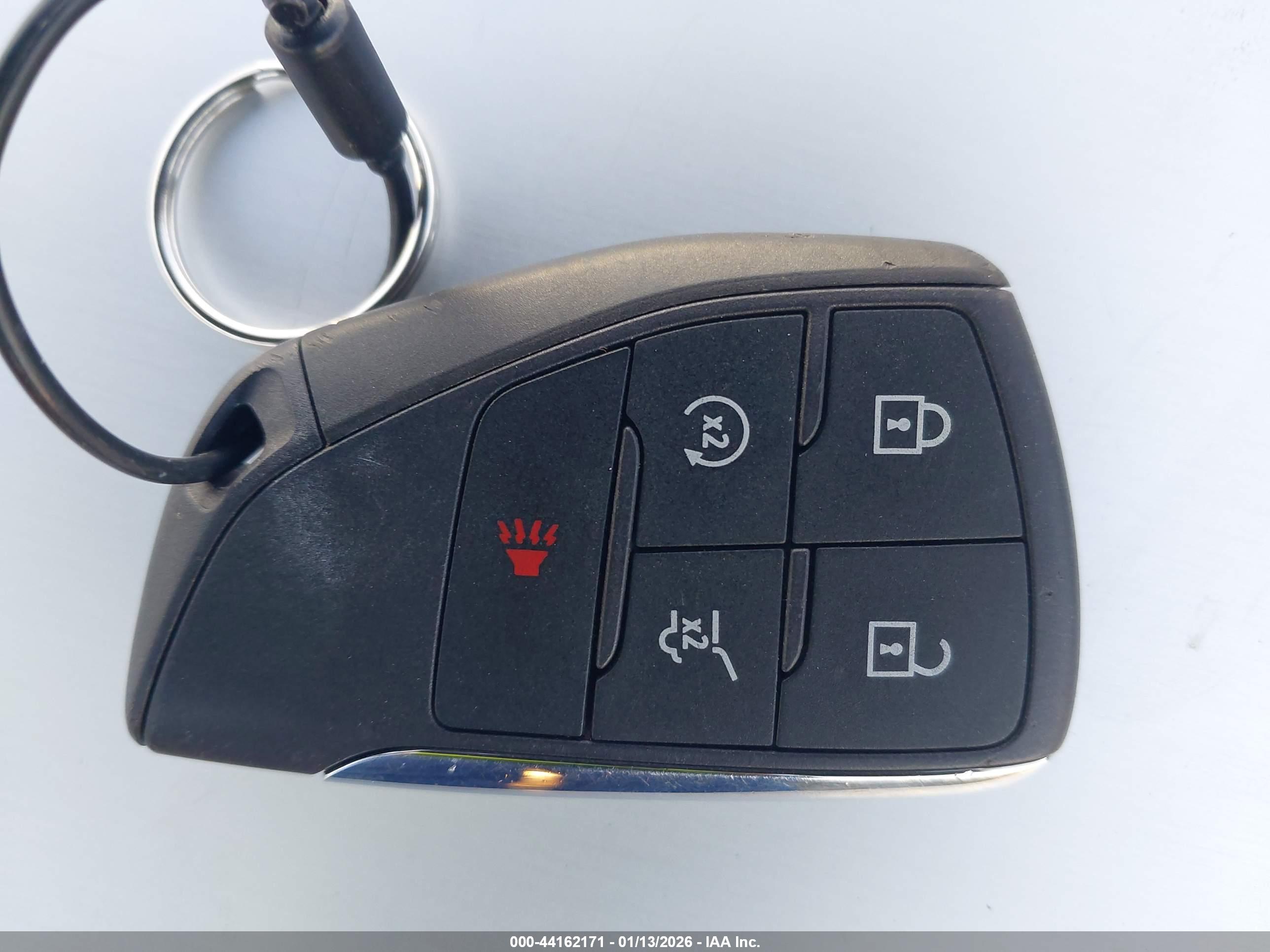 CHEVROLET EQUINOX image 11