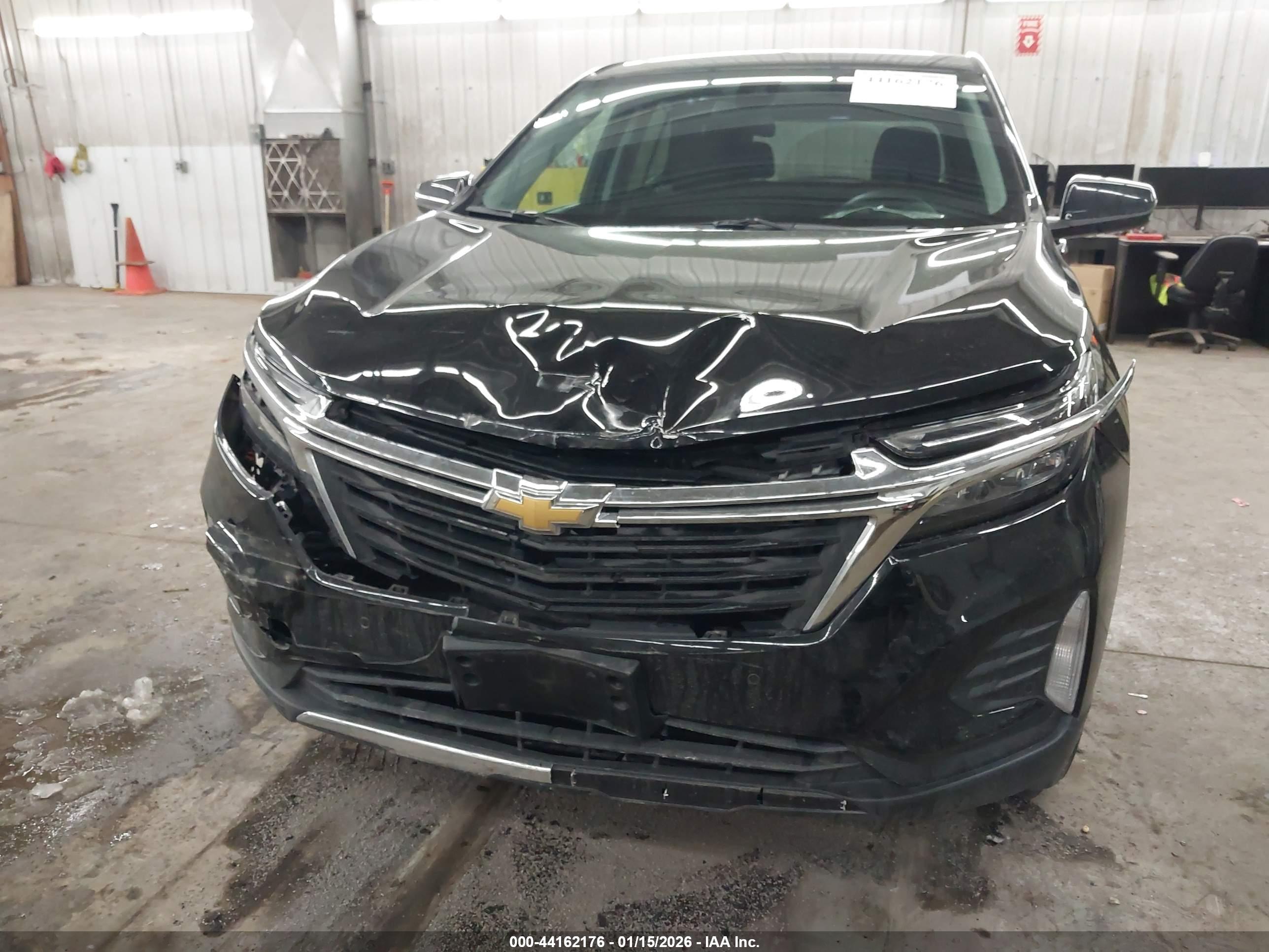 CHEVROLET EQUINOX image 6