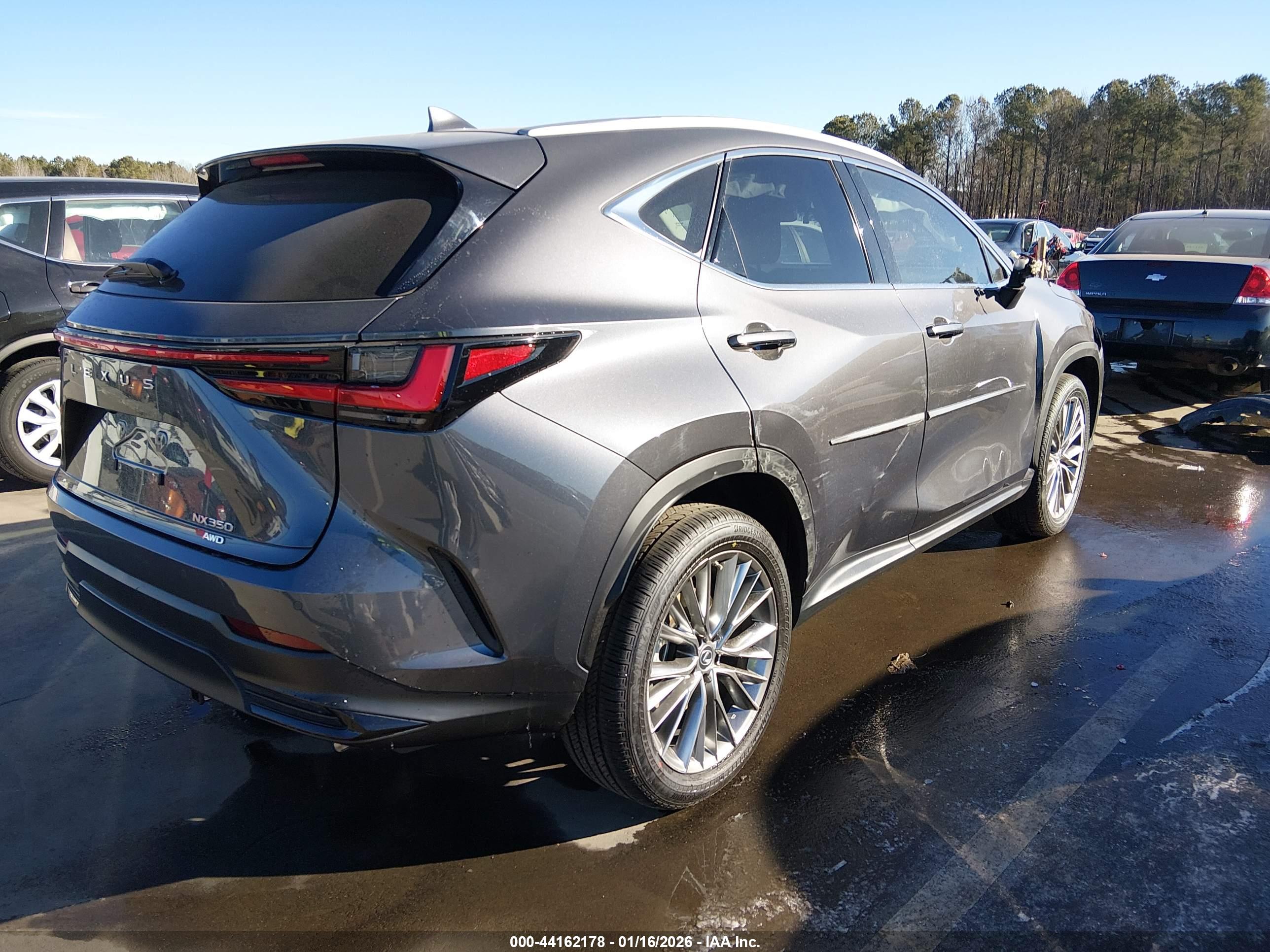 LEXUS NX image 4