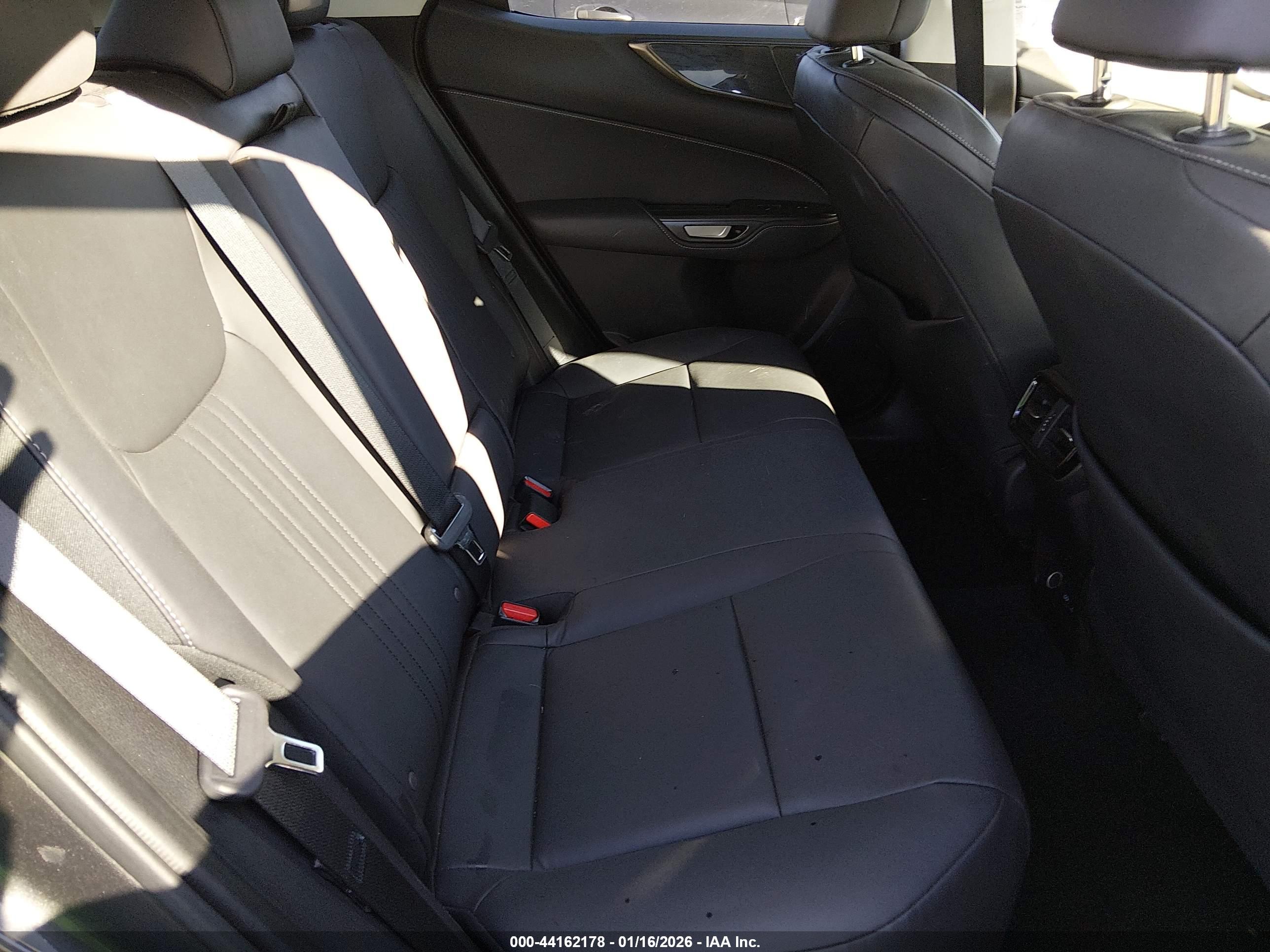 LEXUS NX image 8
