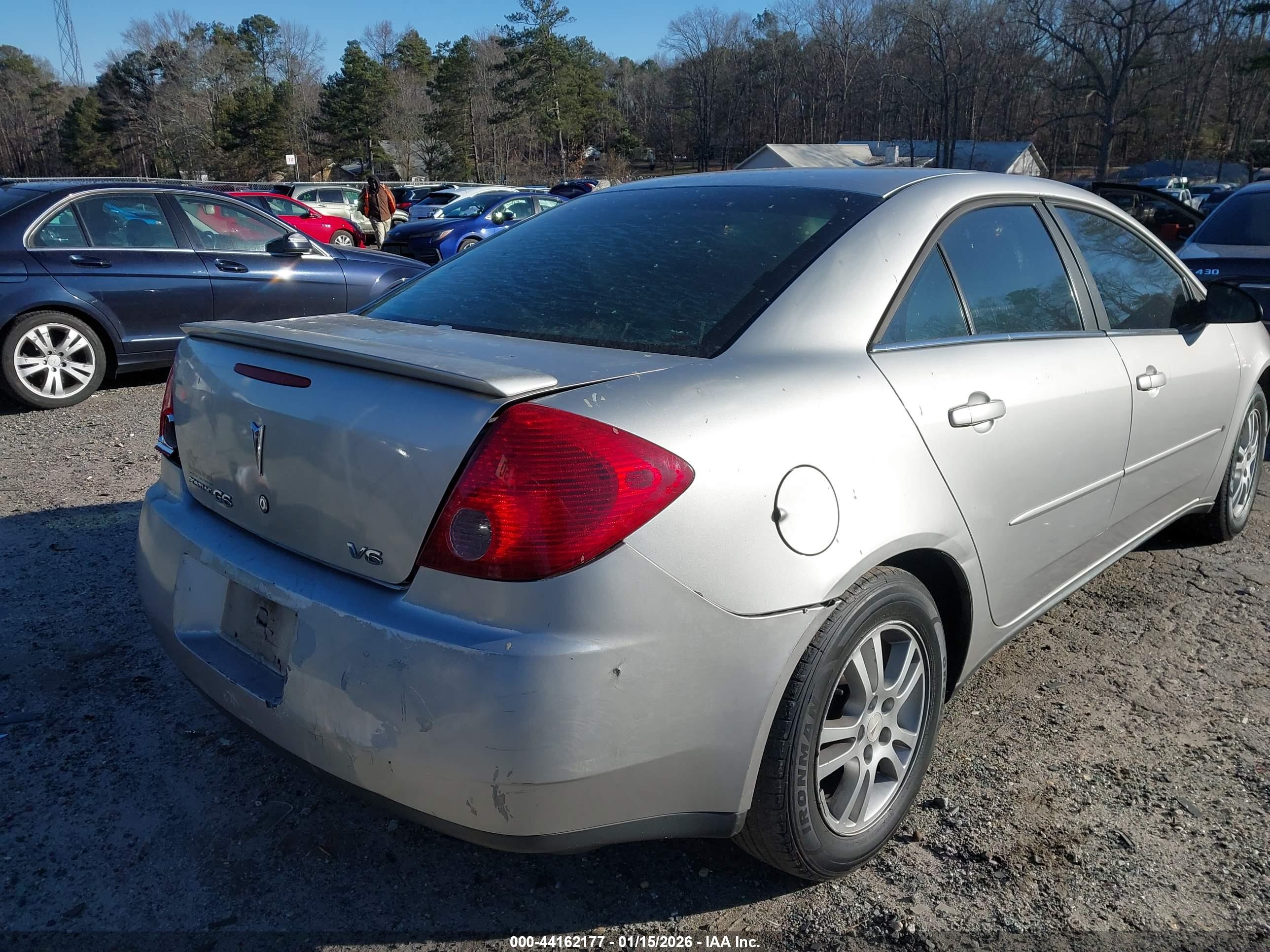PONTIAC G6 image 6