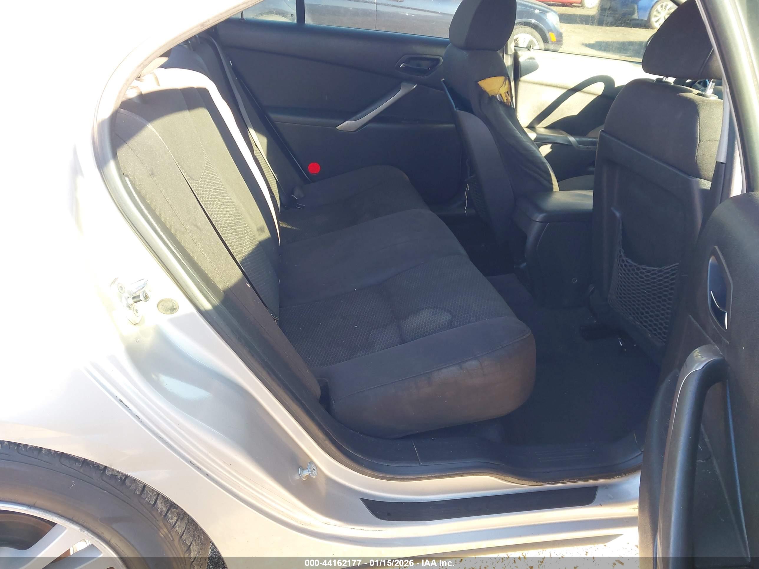 PONTIAC G6 image 8