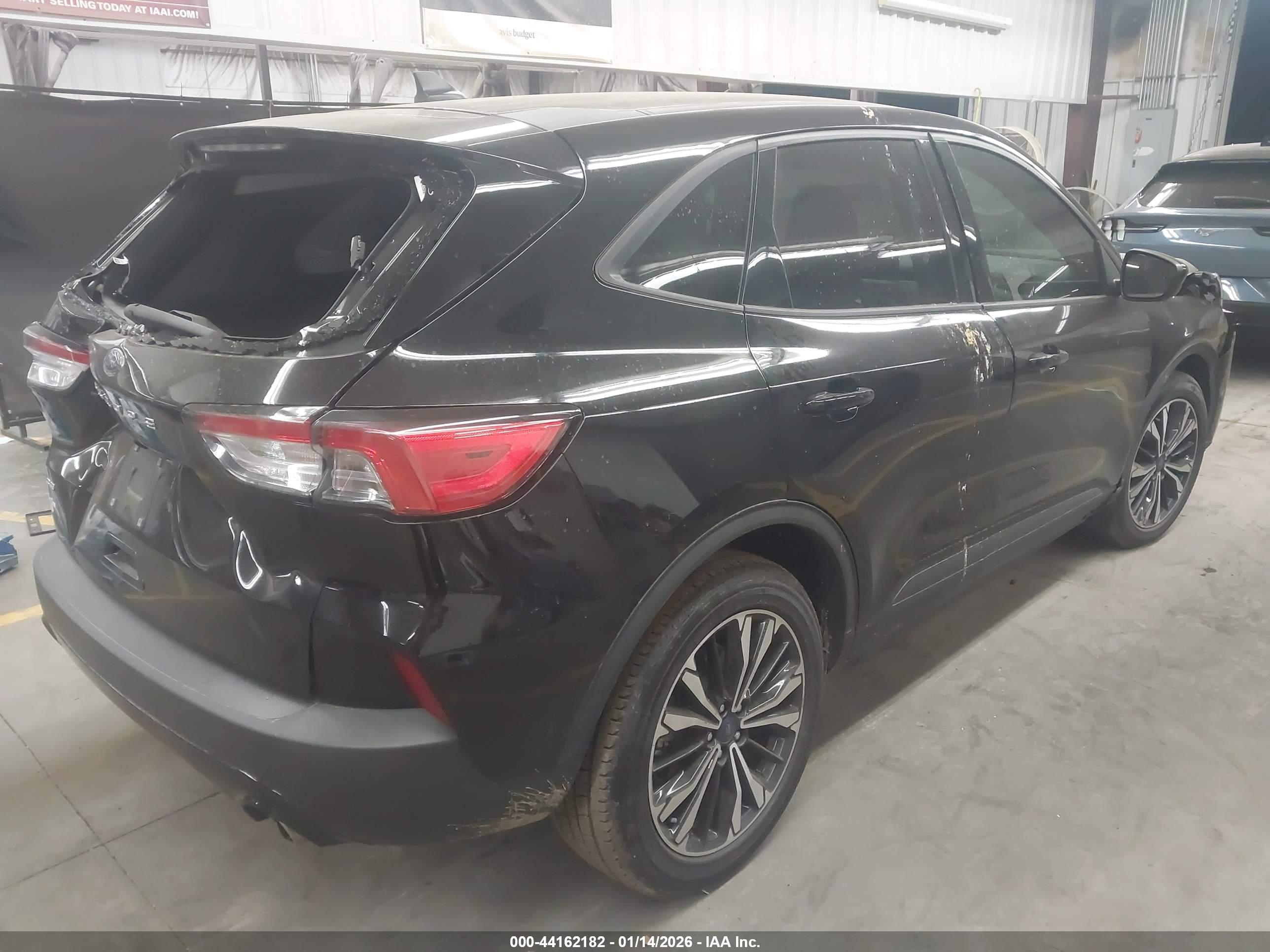 FORD ESCAPE image 4