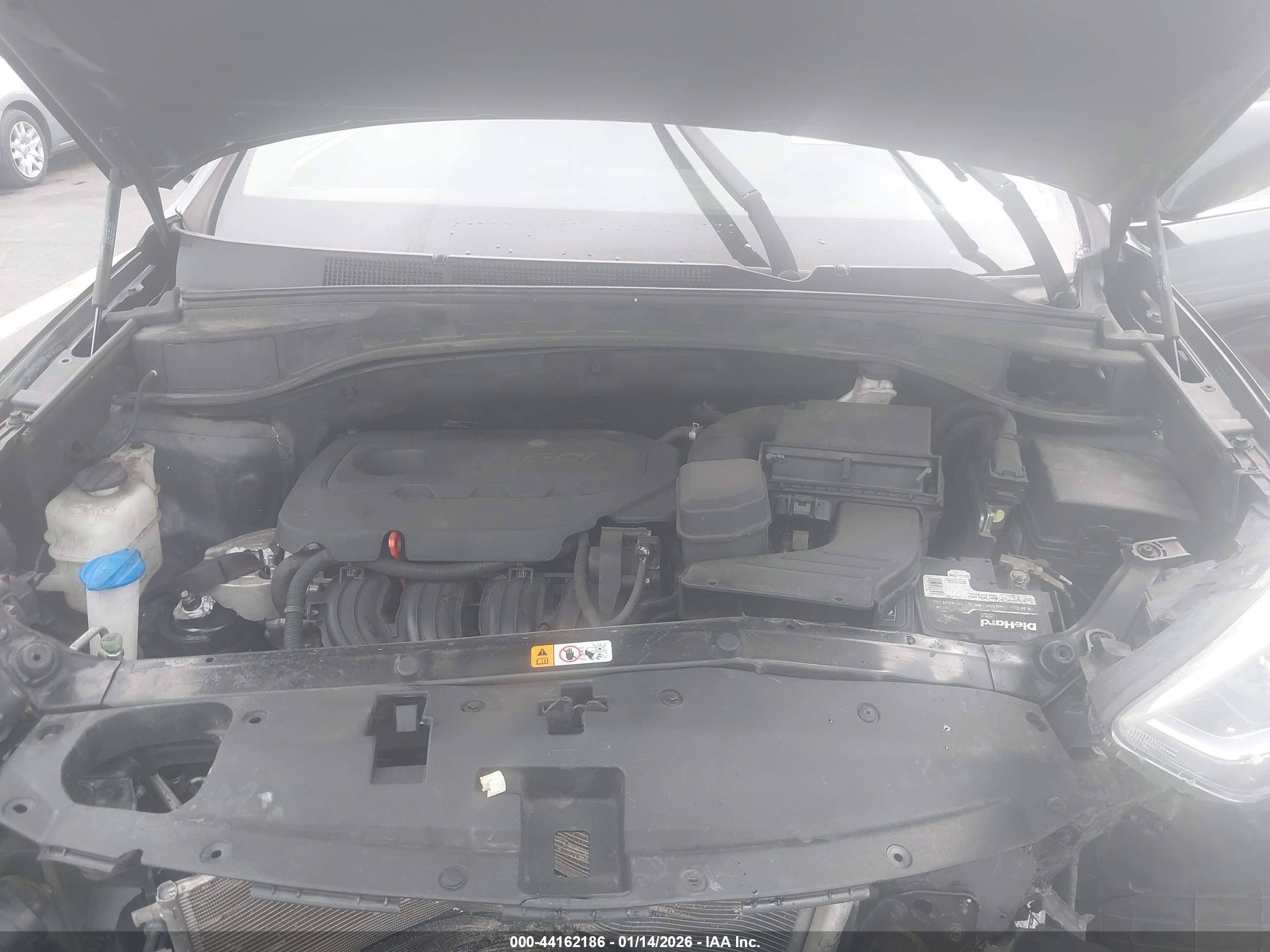 HYUNDAI SANTA image 10