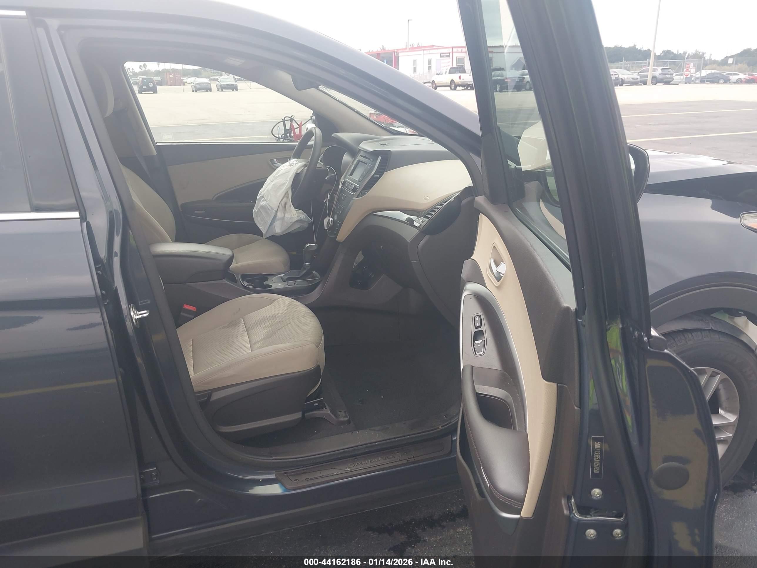 HYUNDAI SANTA image 5
