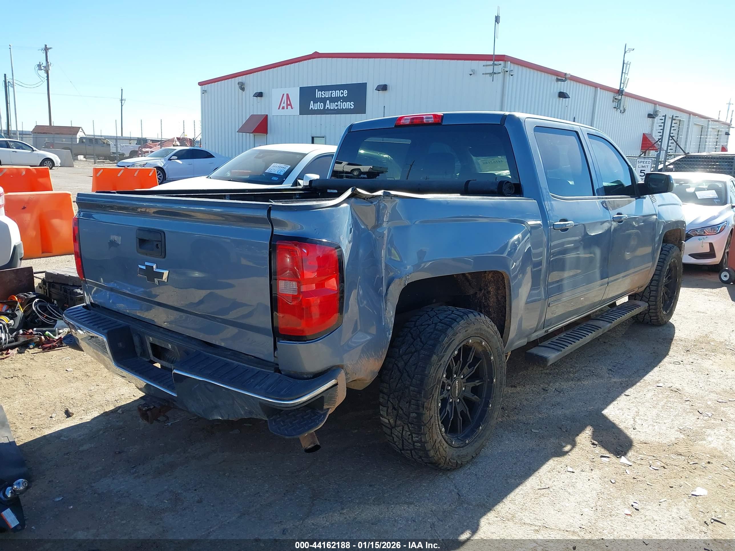 CHEVROLET SILVERADO image 4