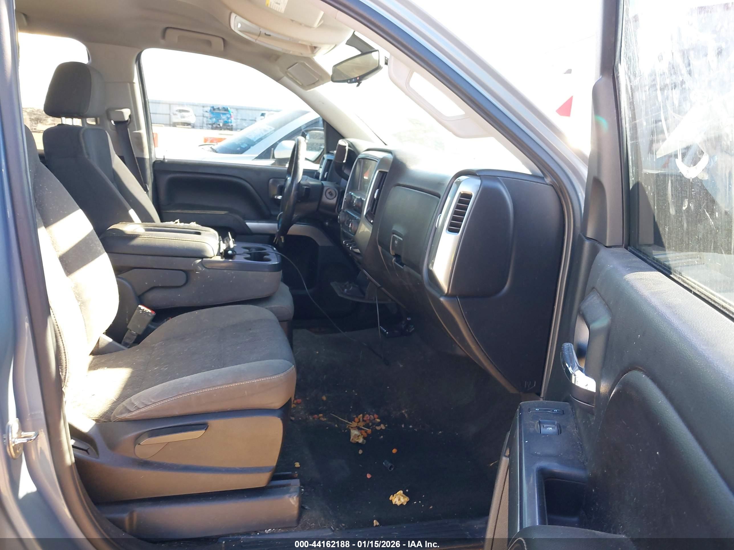 CHEVROLET SILVERADO image 5