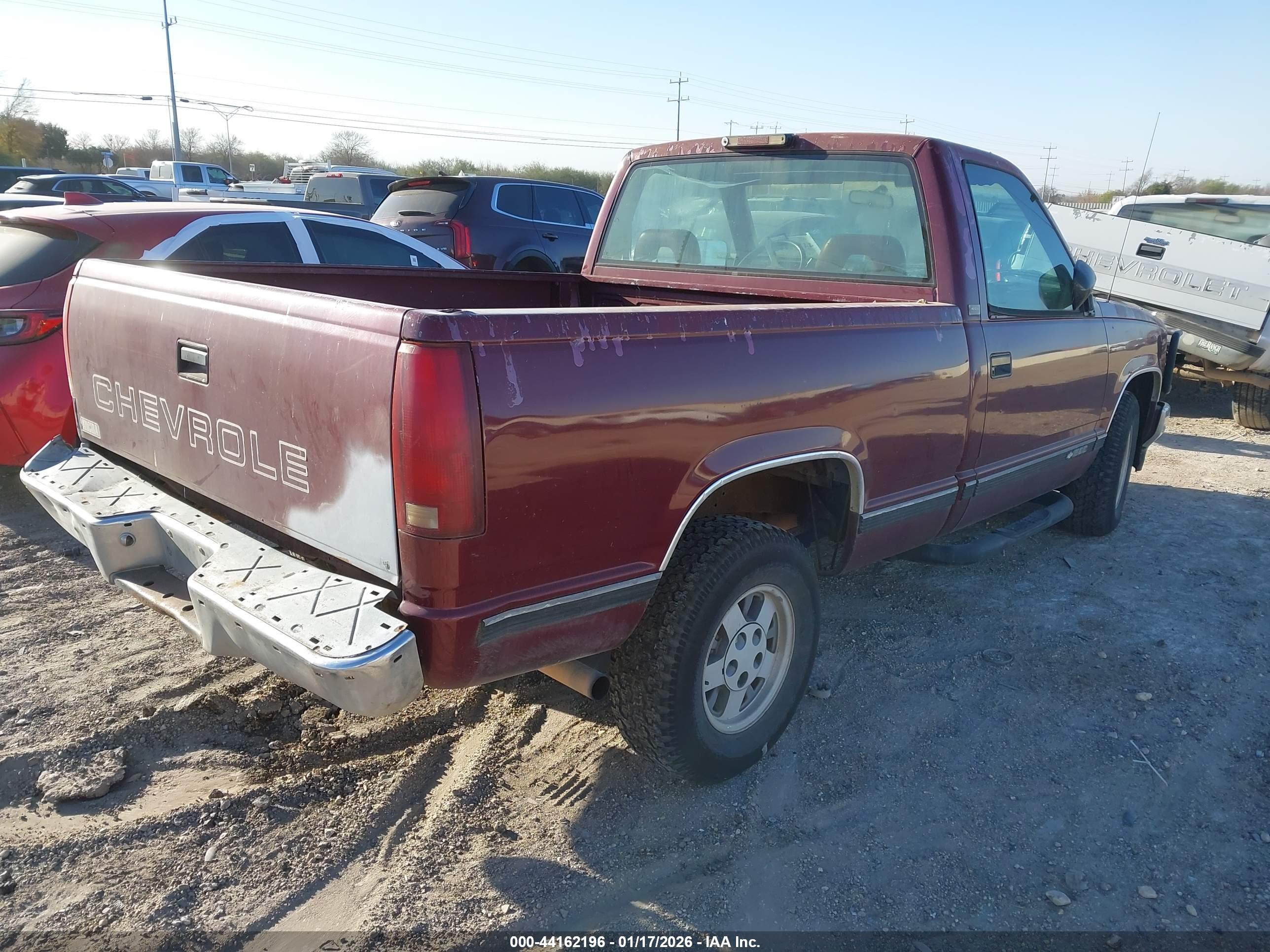 CHEVROLET GMT-400 image 4