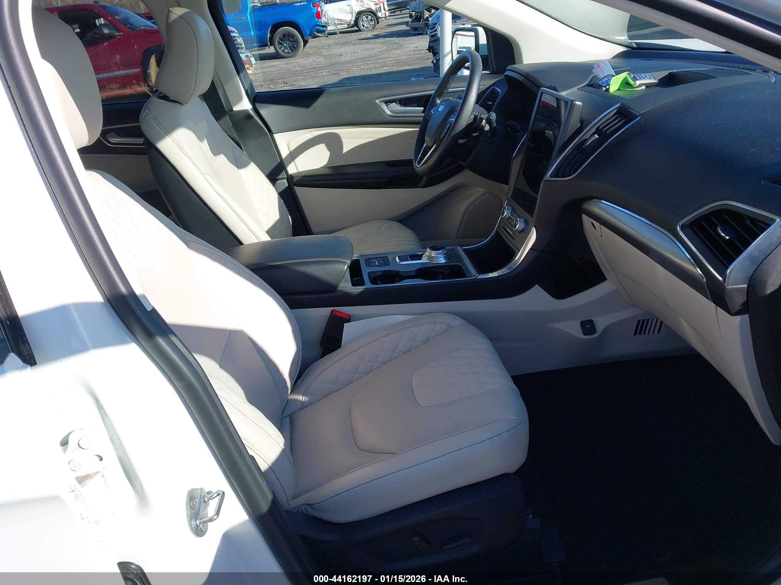 FORD EDGE image 5