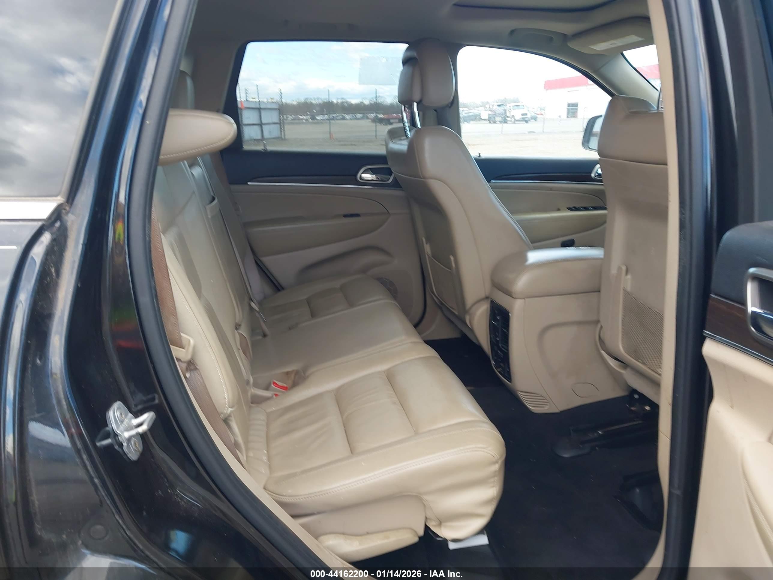 JEEP GRAND image 8