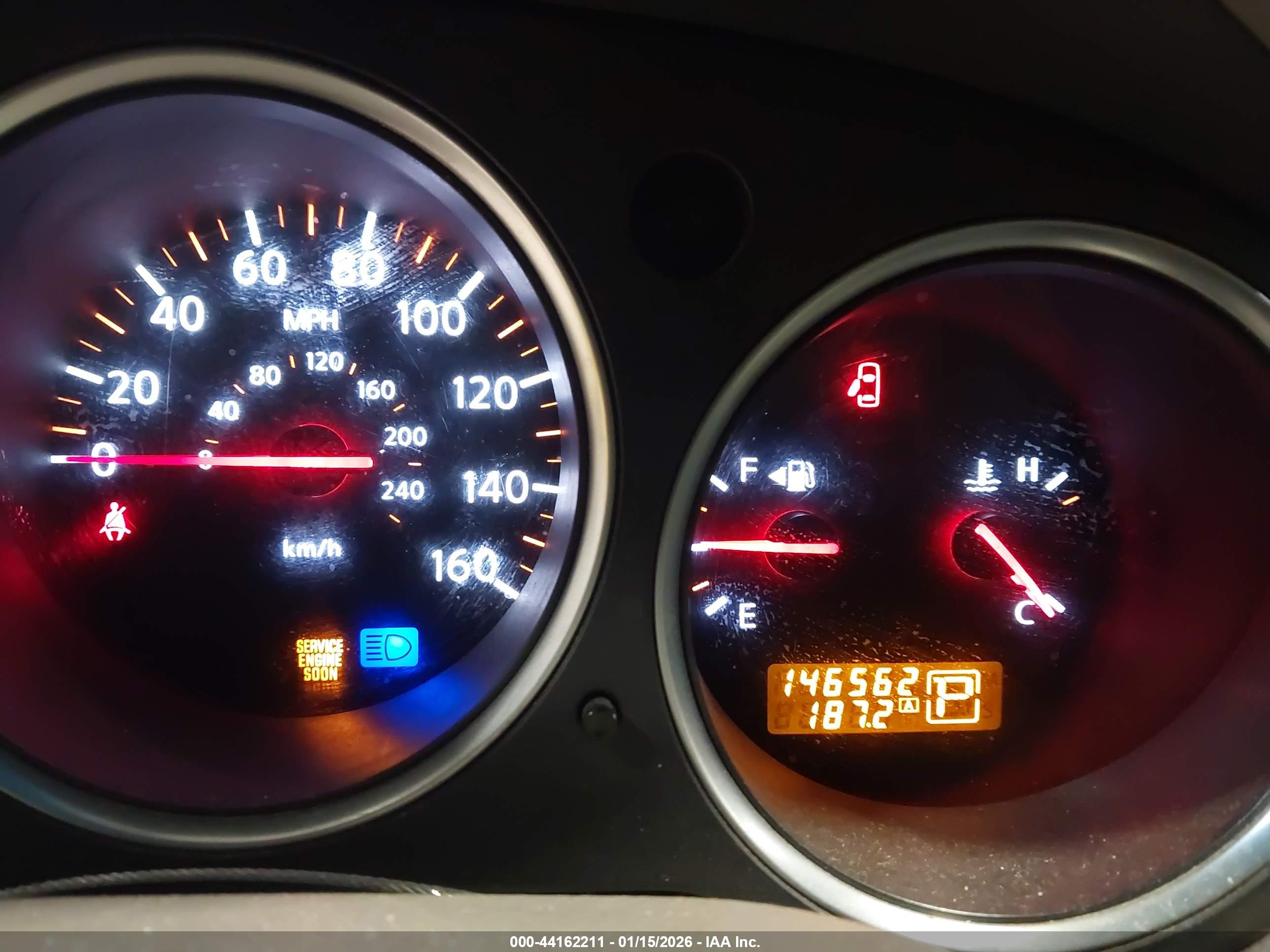 NISSAN MAXIMA image 7