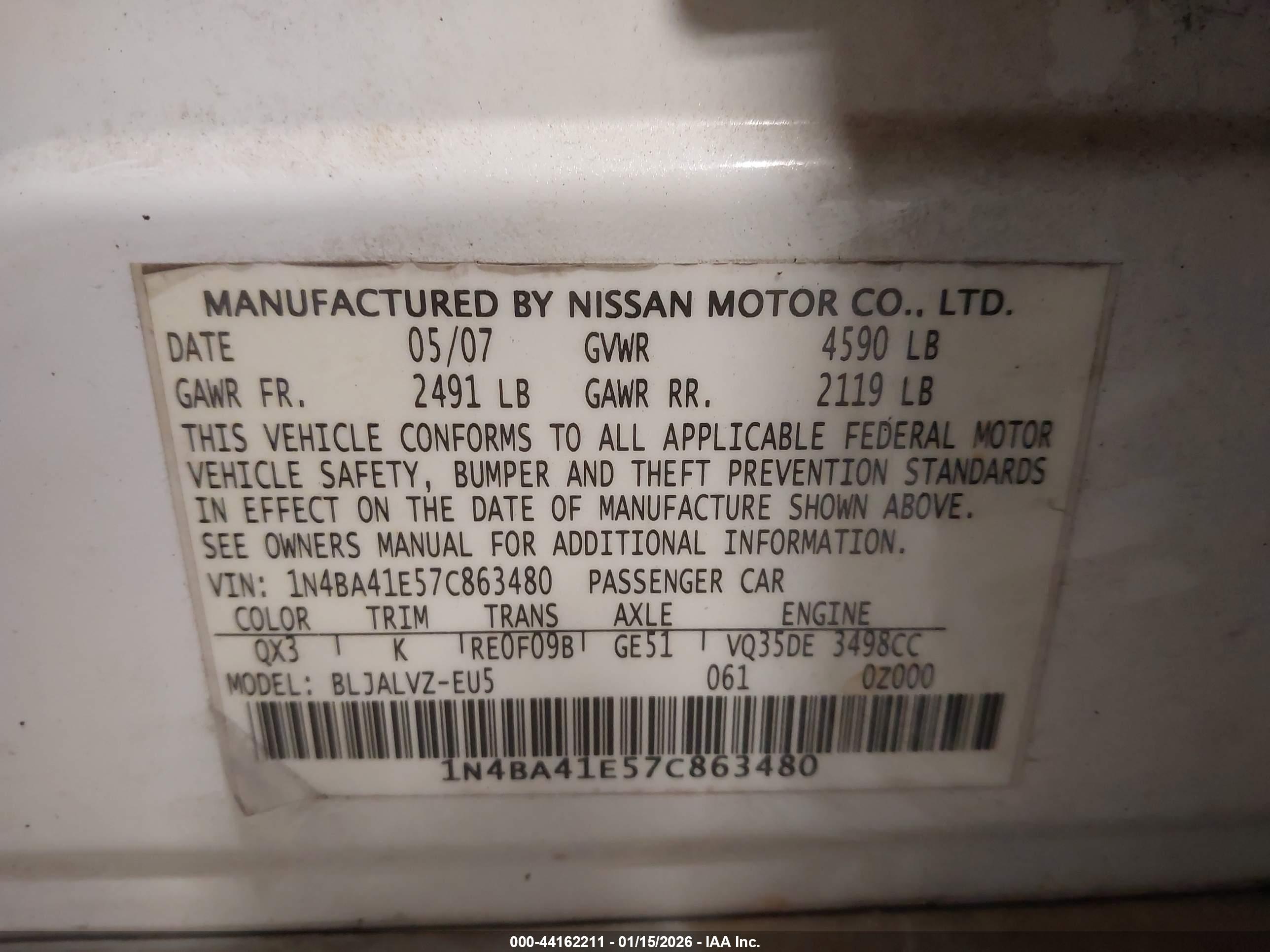 NISSAN MAXIMA image 9