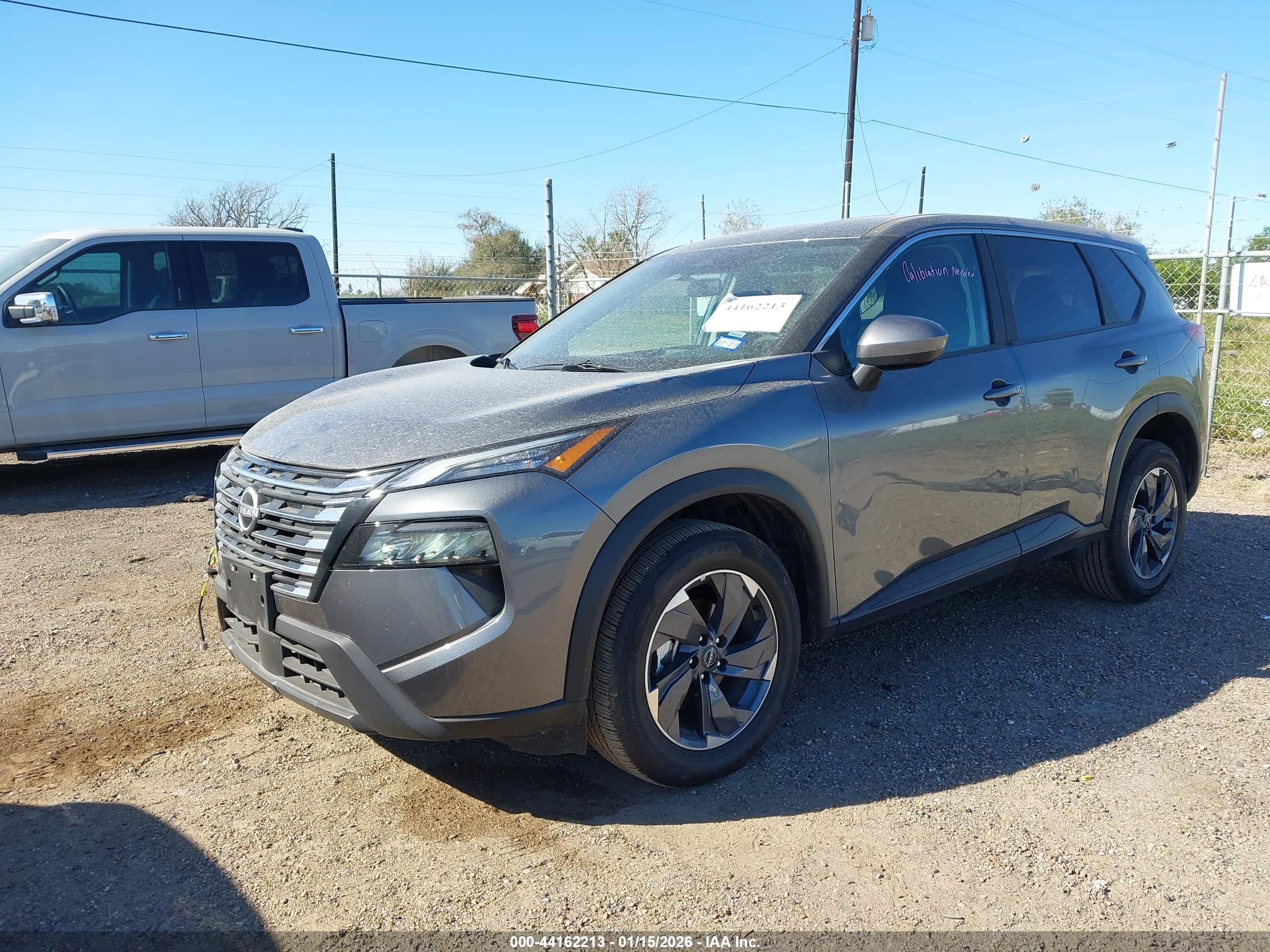 NISSAN ROGUE image 2