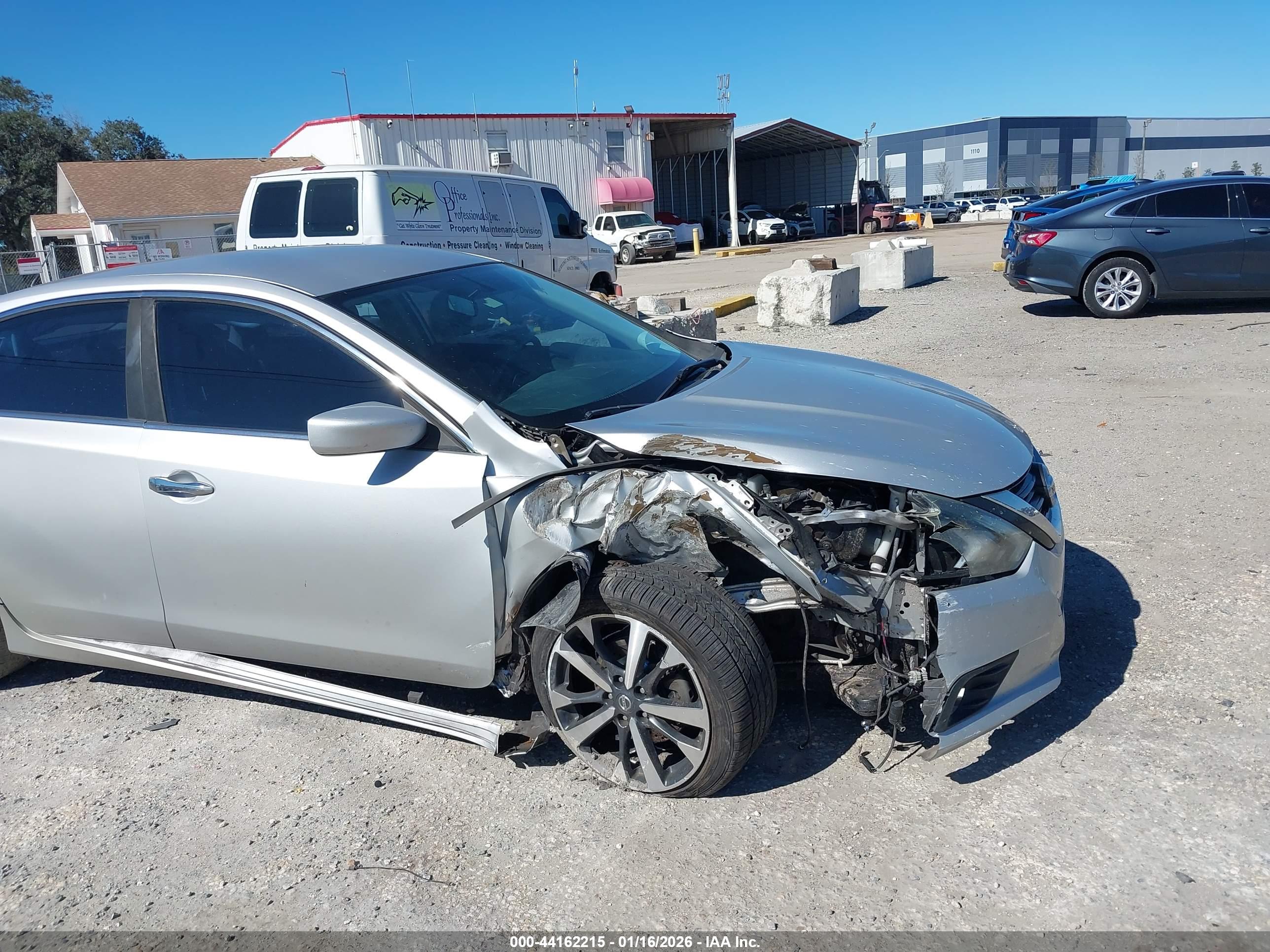 NISSAN ALTIMA image 6