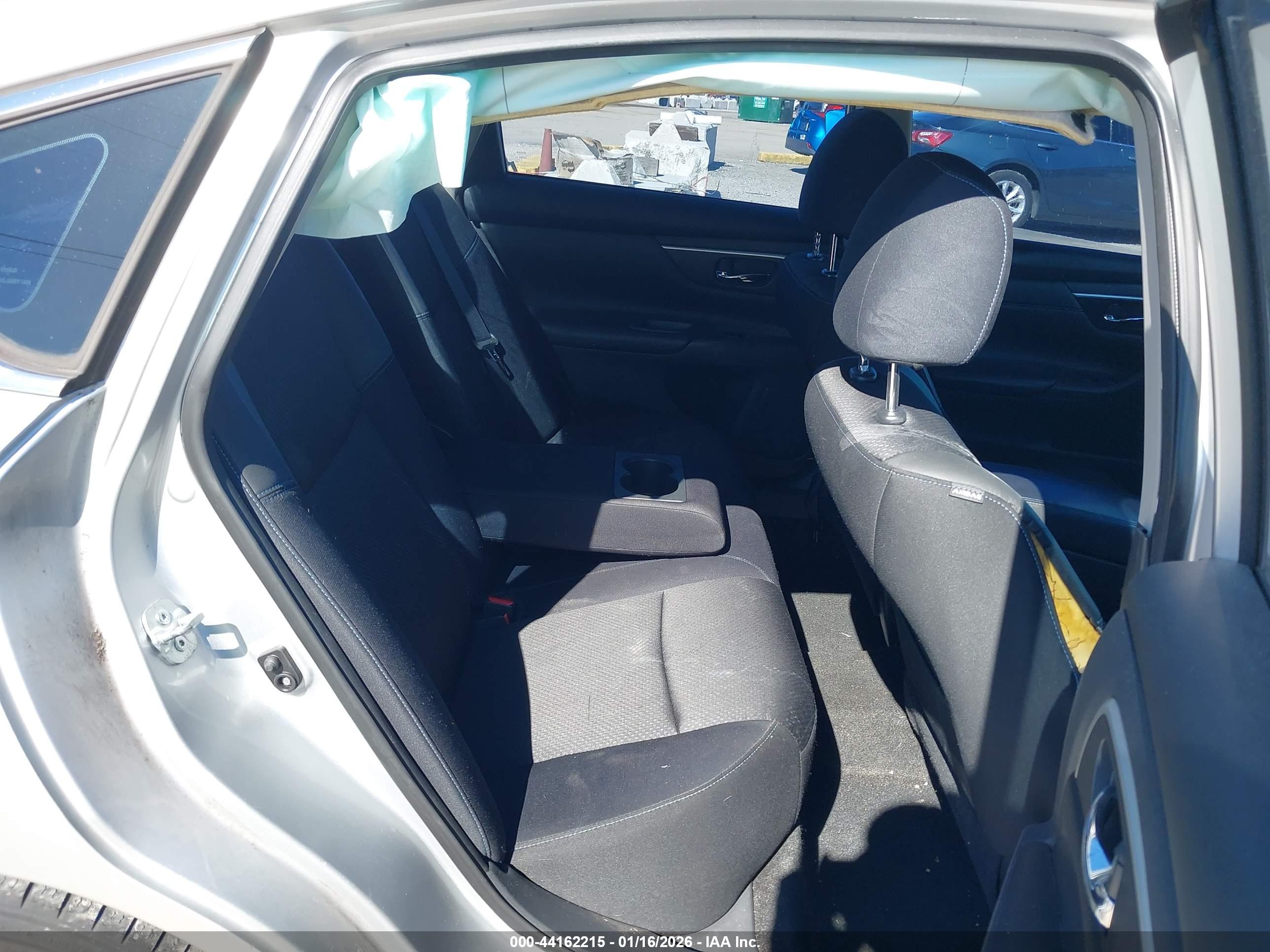 NISSAN ALTIMA image 8