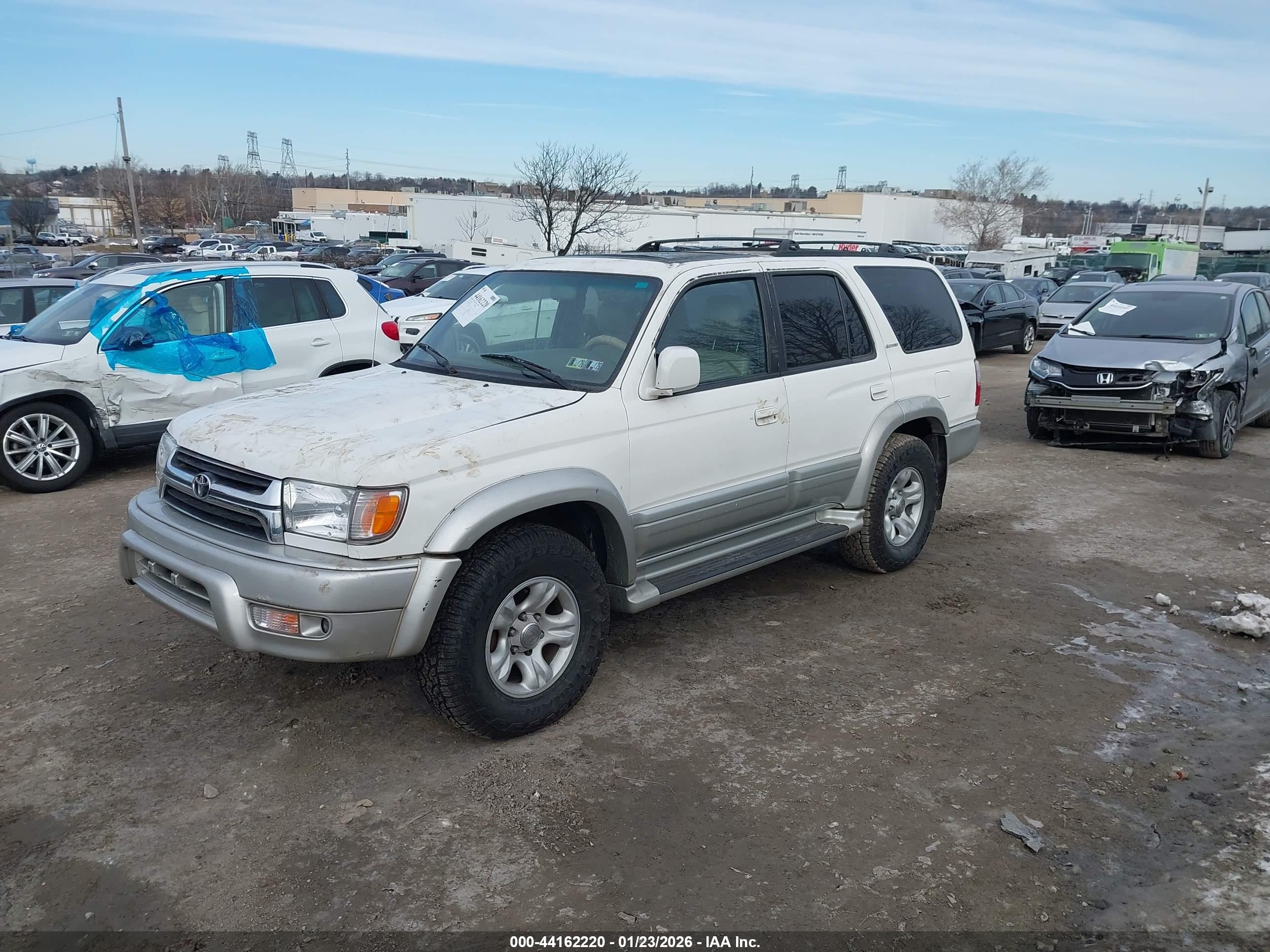 TOYOTA 4RUNNER image 2