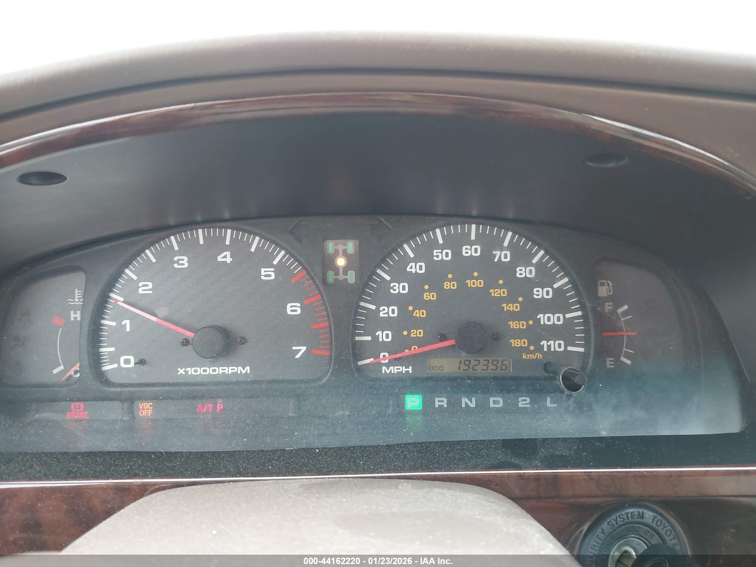 TOYOTA 4RUNNER image 7