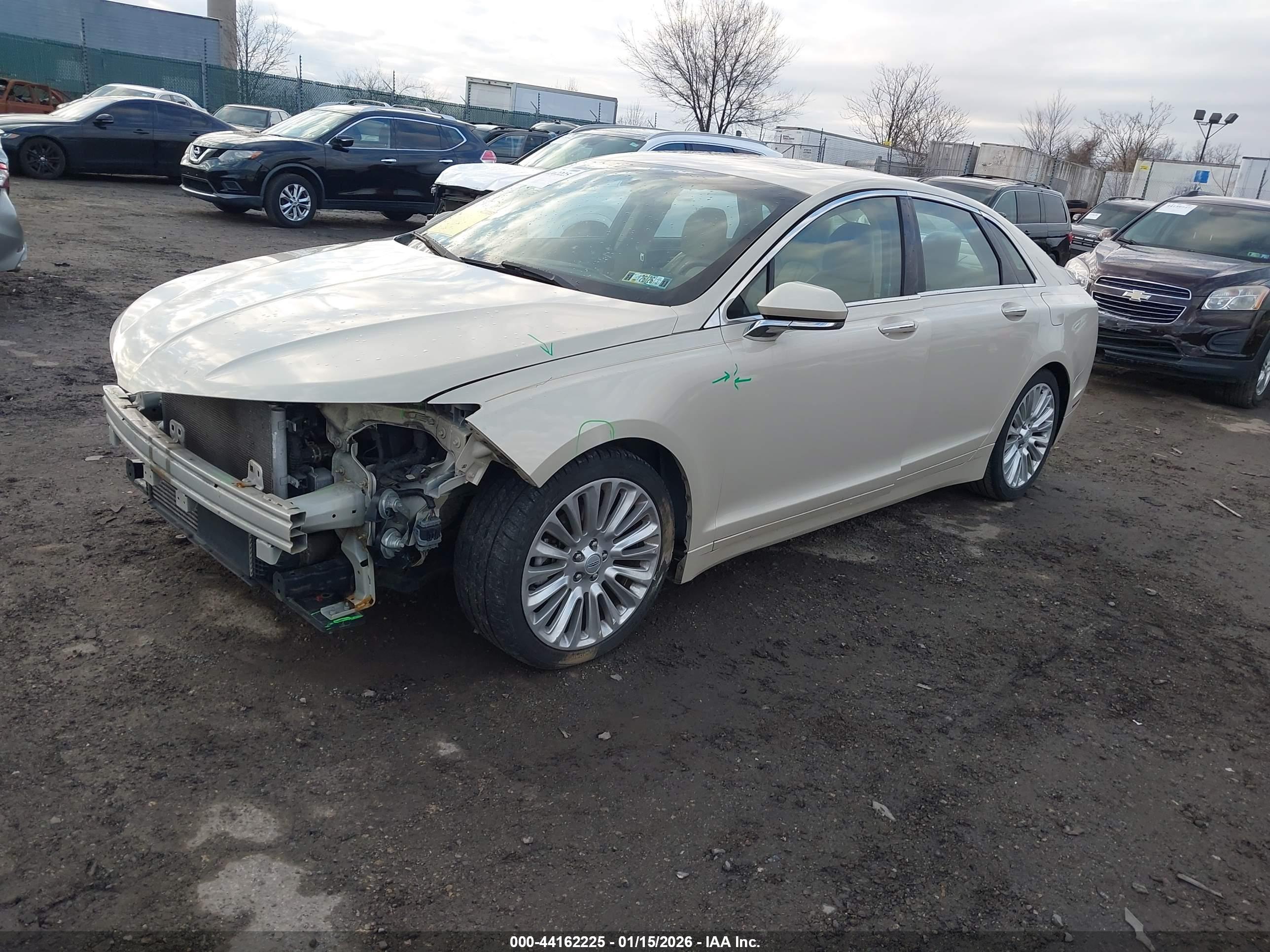 LINCOLN MKZ image 2