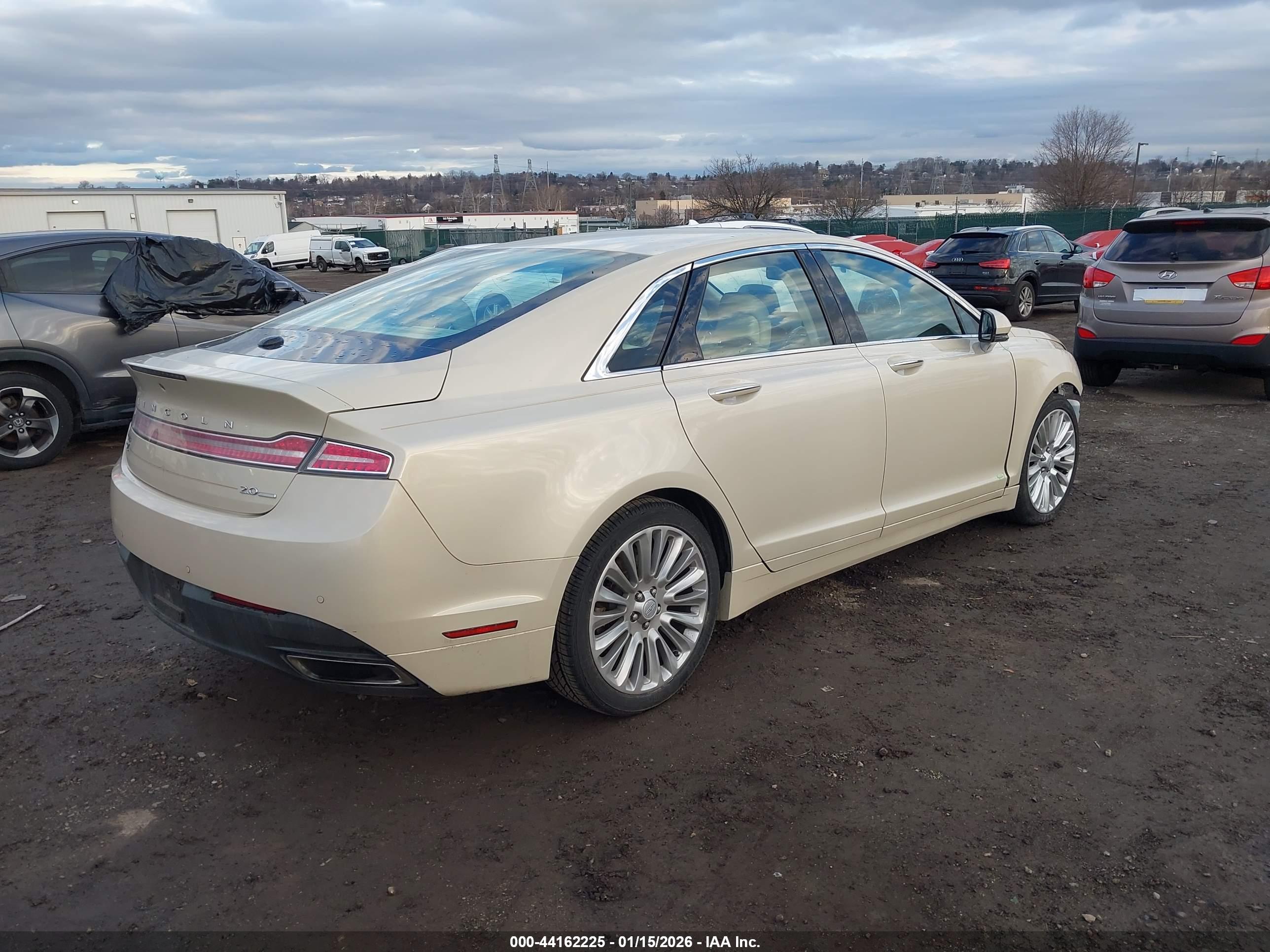 LINCOLN MKZ image 4