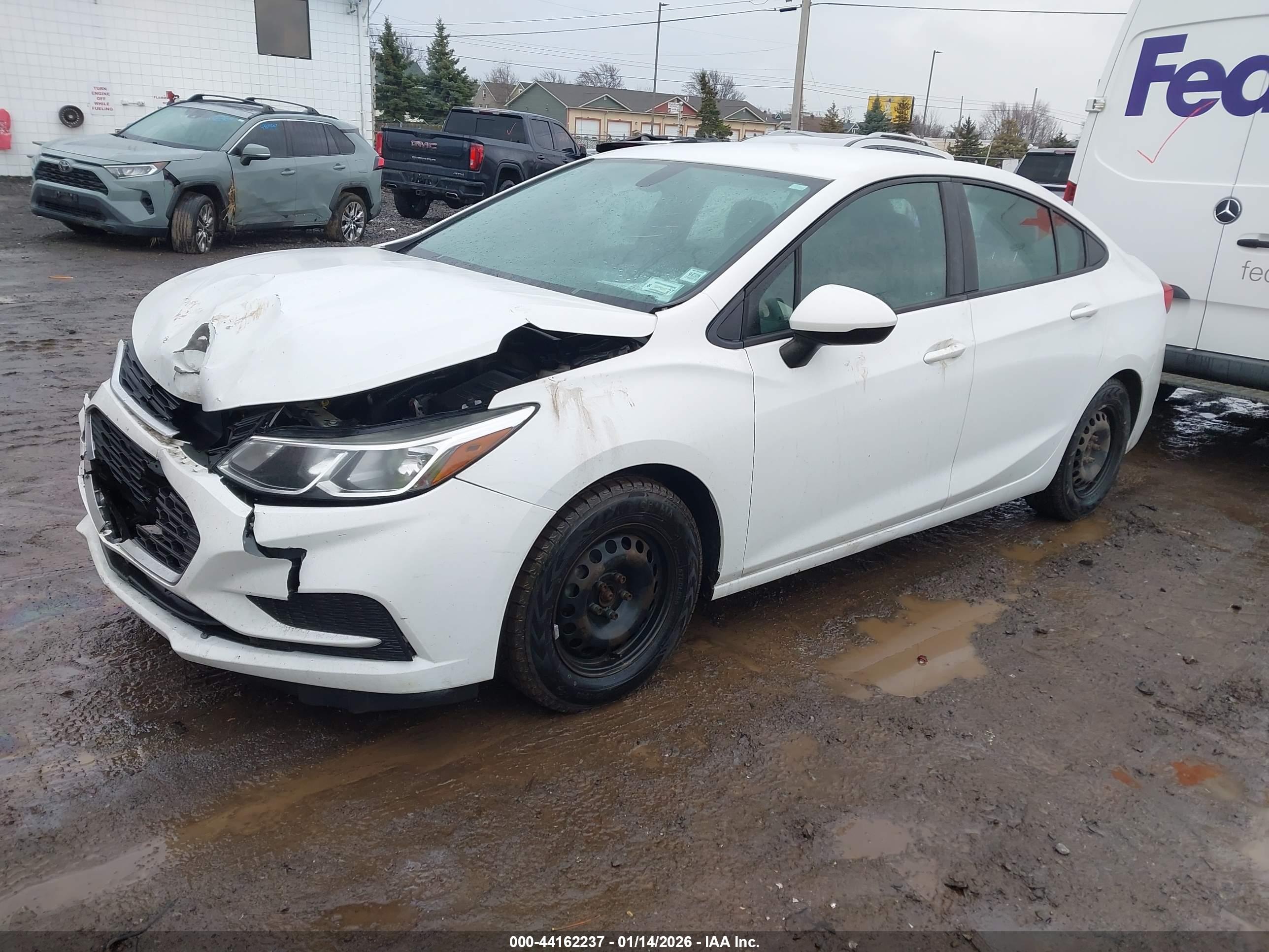 CHEVROLET CRUZE image 2